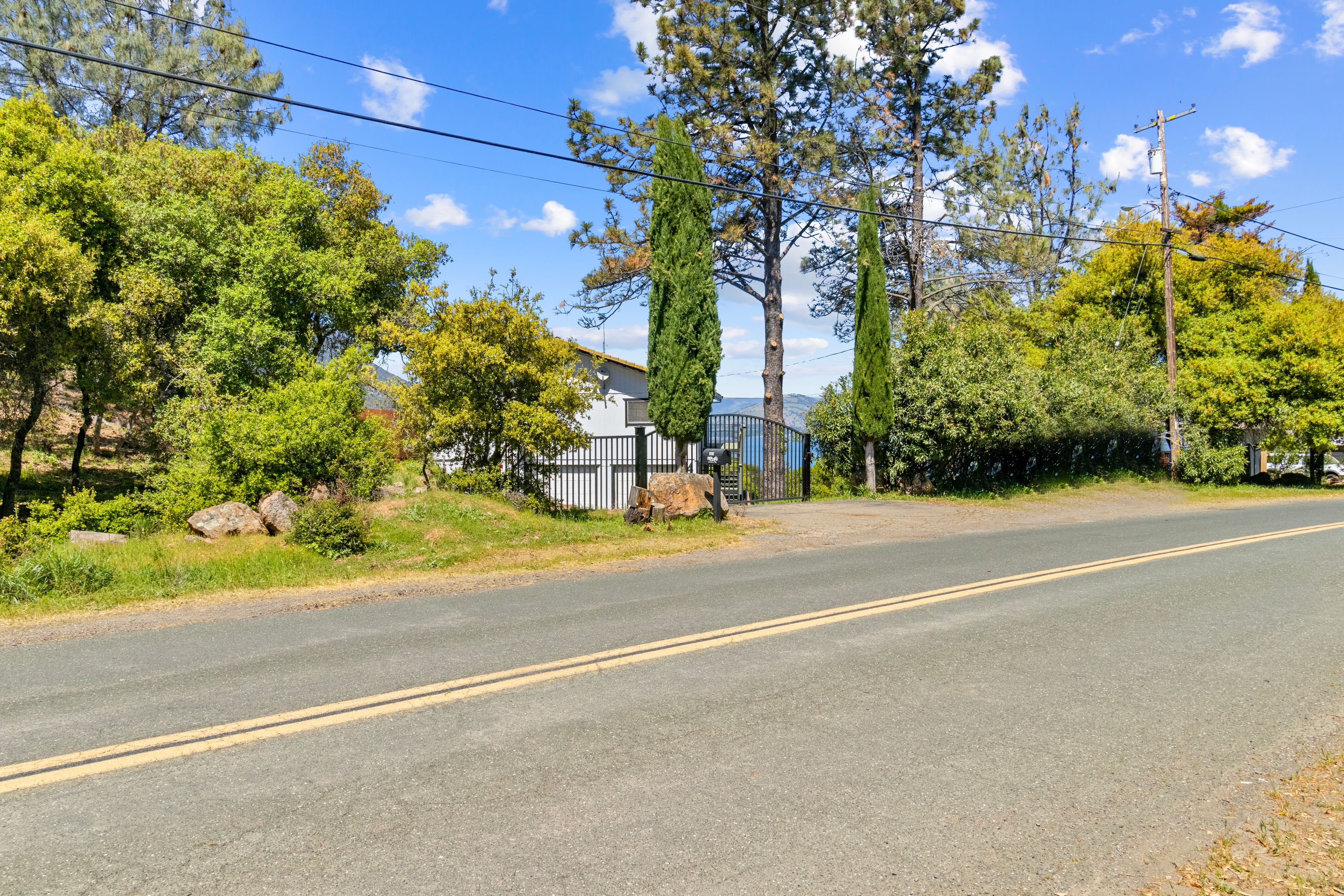  4805 Hawaina Way - 物件實景