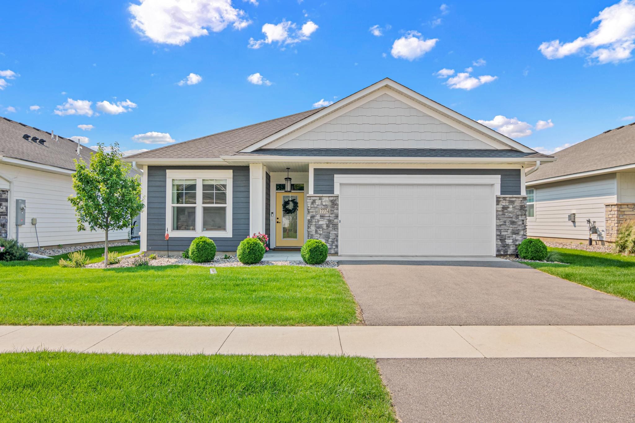  Effortless One-Level Living in Beautiful Lakeville - 物件實景