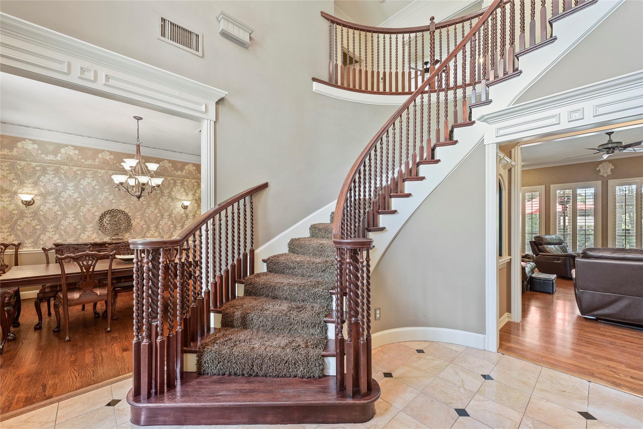 Heath, Texas, 75032, United States, 4 Bedrooms Bedrooms, ,3 BathroomsBathrooms,Residential,For Sale,1829391