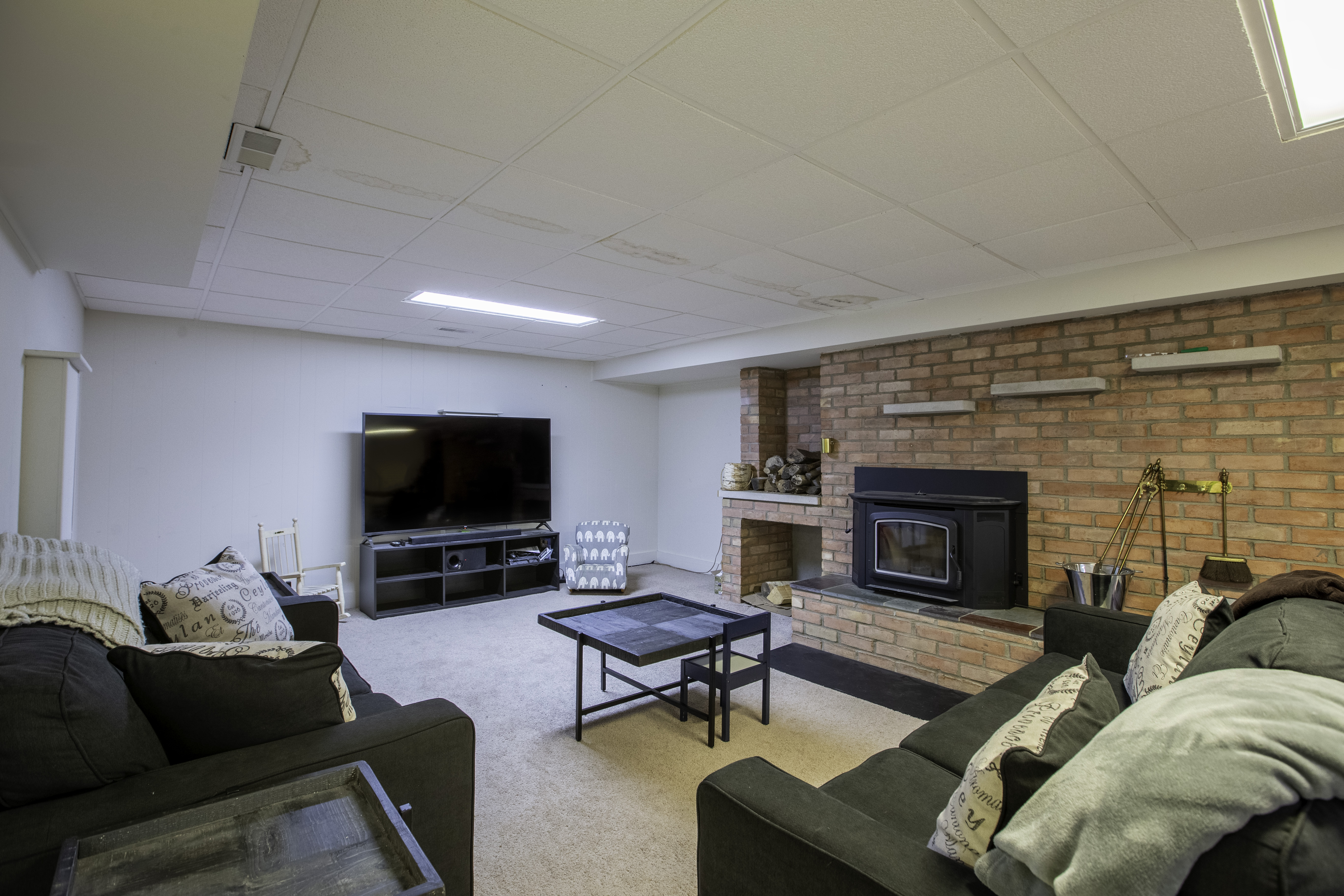 Grand Blanc, Michigan, 48439, United States, 3 Bedrooms Bedrooms, ,3 BathroomsBathrooms,Residential,For Sale,1982628