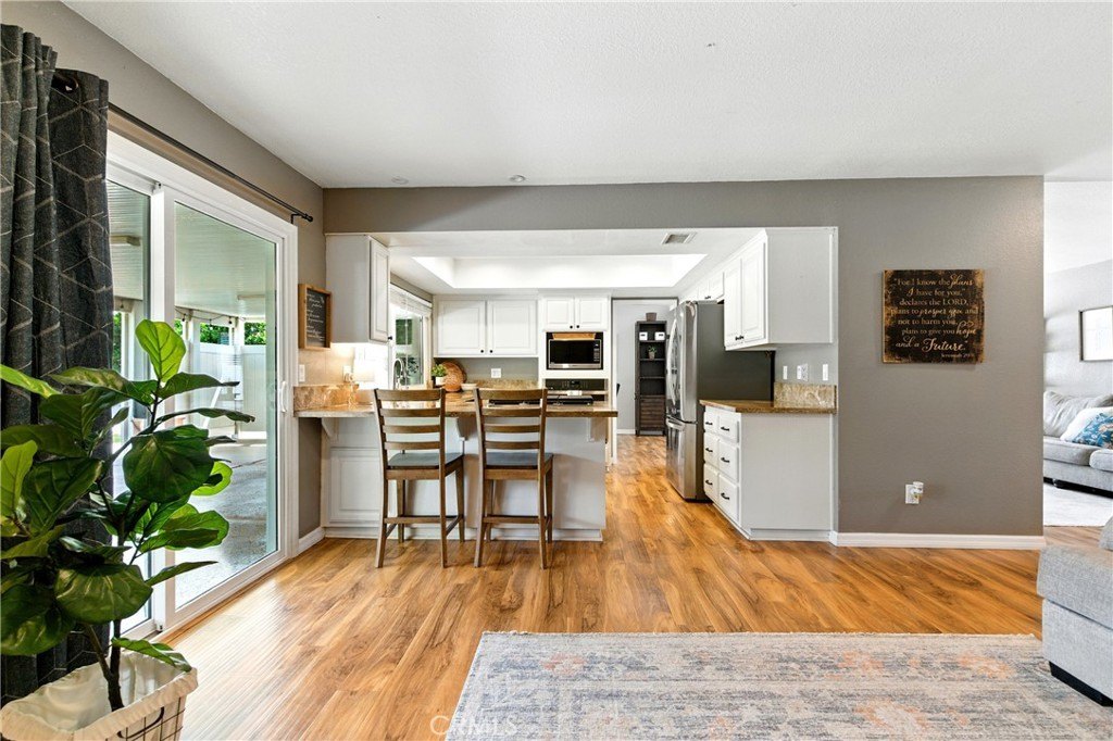Jurupa Valley, California, 92509, United States, 4 Bedrooms Bedrooms, ,2 BathroomsBathrooms,Residential,For Sale,1873402