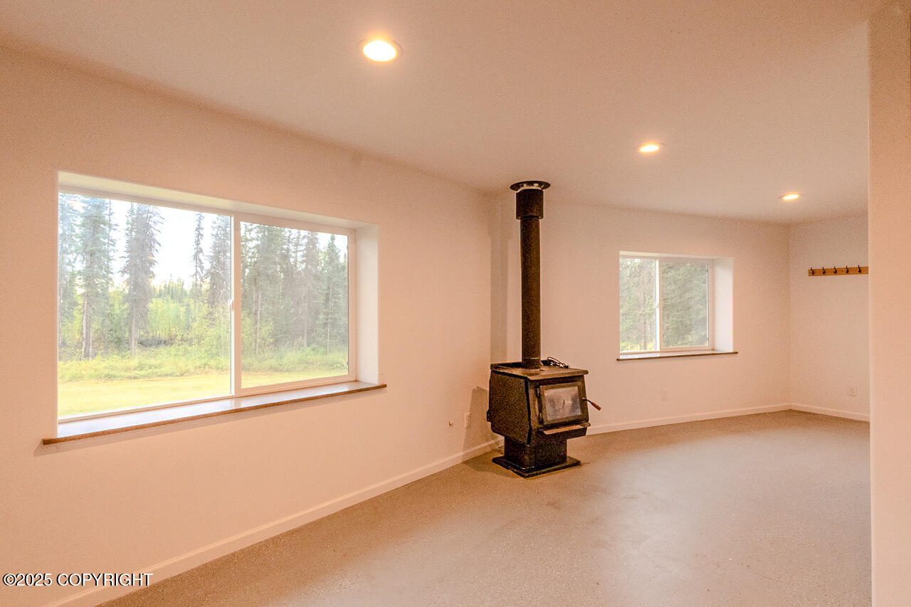 Sterling, Alaska, 99672, United States, 5 Bedrooms Bedrooms, ,6 BathroomsBathrooms,Residential,For Sale,1975901