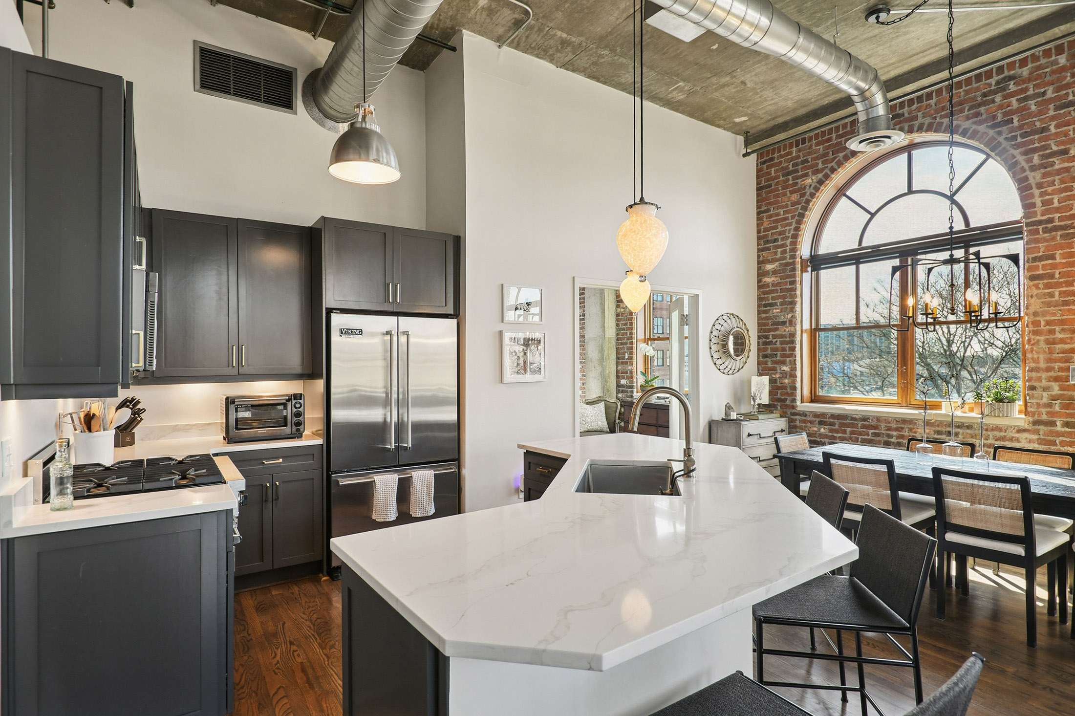  Expansive Loft Living in the Heart of Buckhead - 物件實景