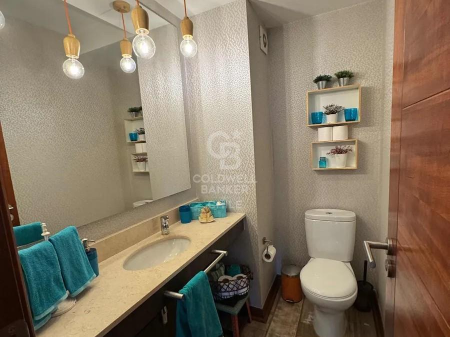Vitacura, Chile, 3 Bedrooms Bedrooms, ,4 BathroomsBathrooms,Residential,For Sale,1827664
