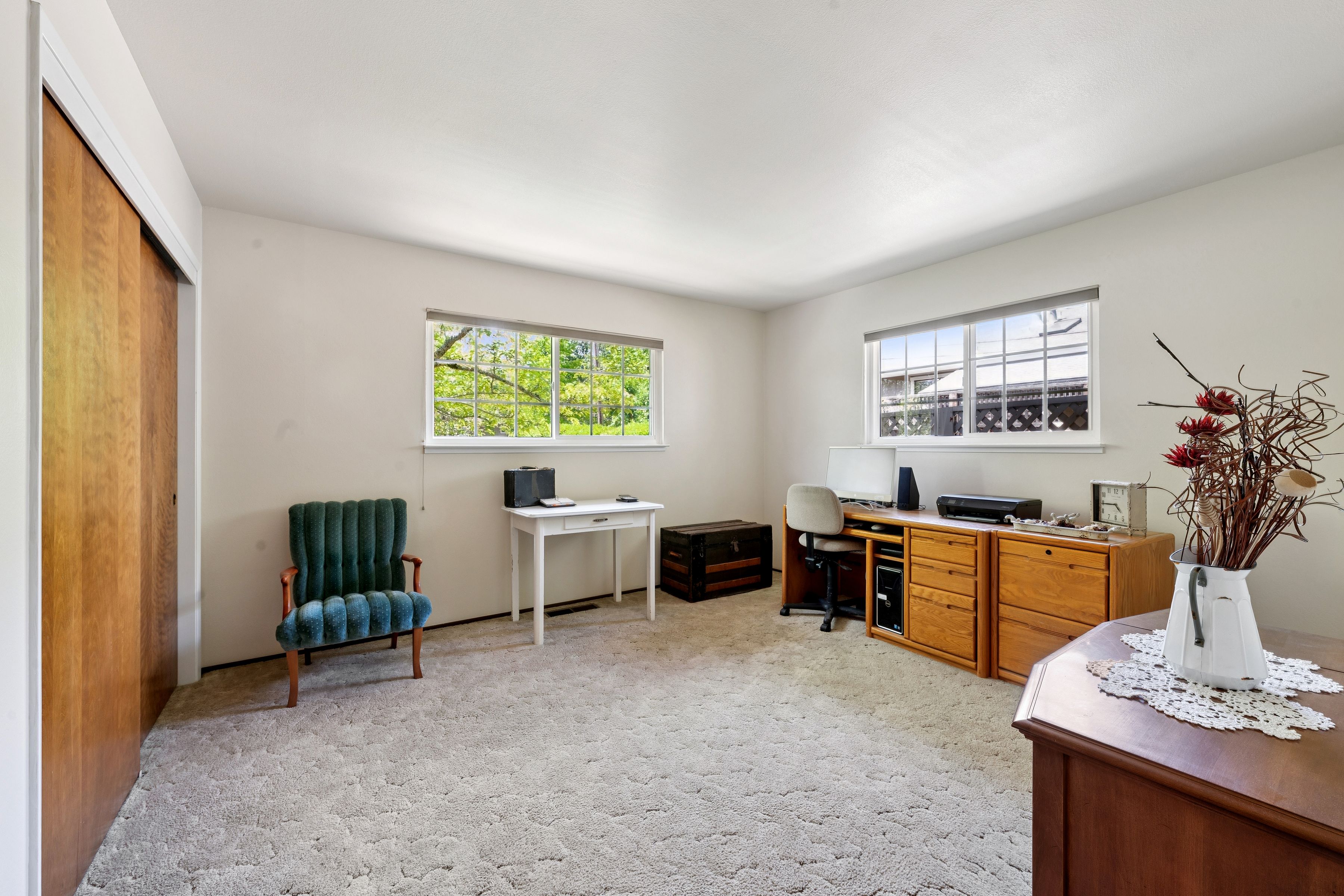  825 Woodside Aka Madrone Road - 物件實景