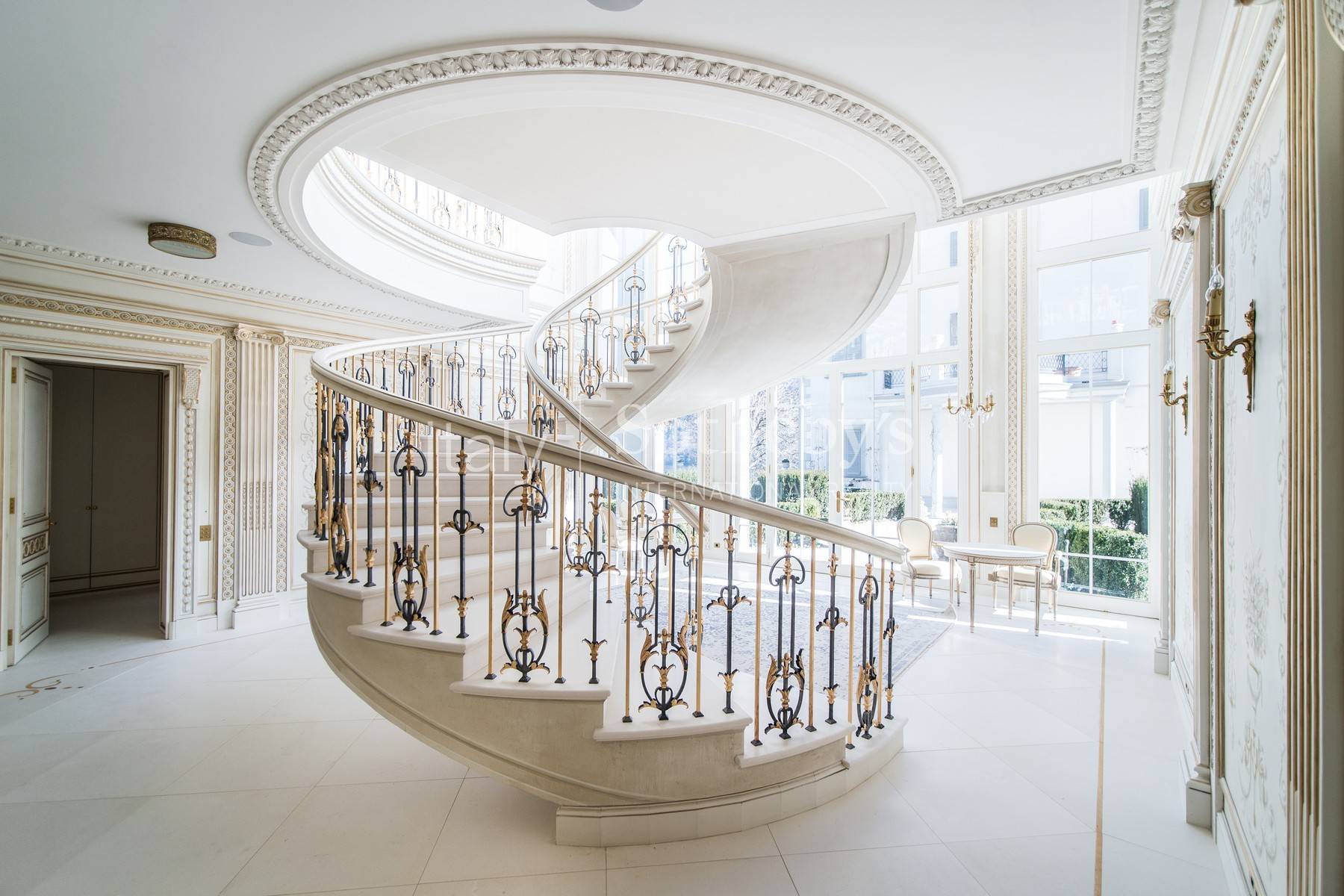  Gorgeous lakefront trophy estate - 物件實景