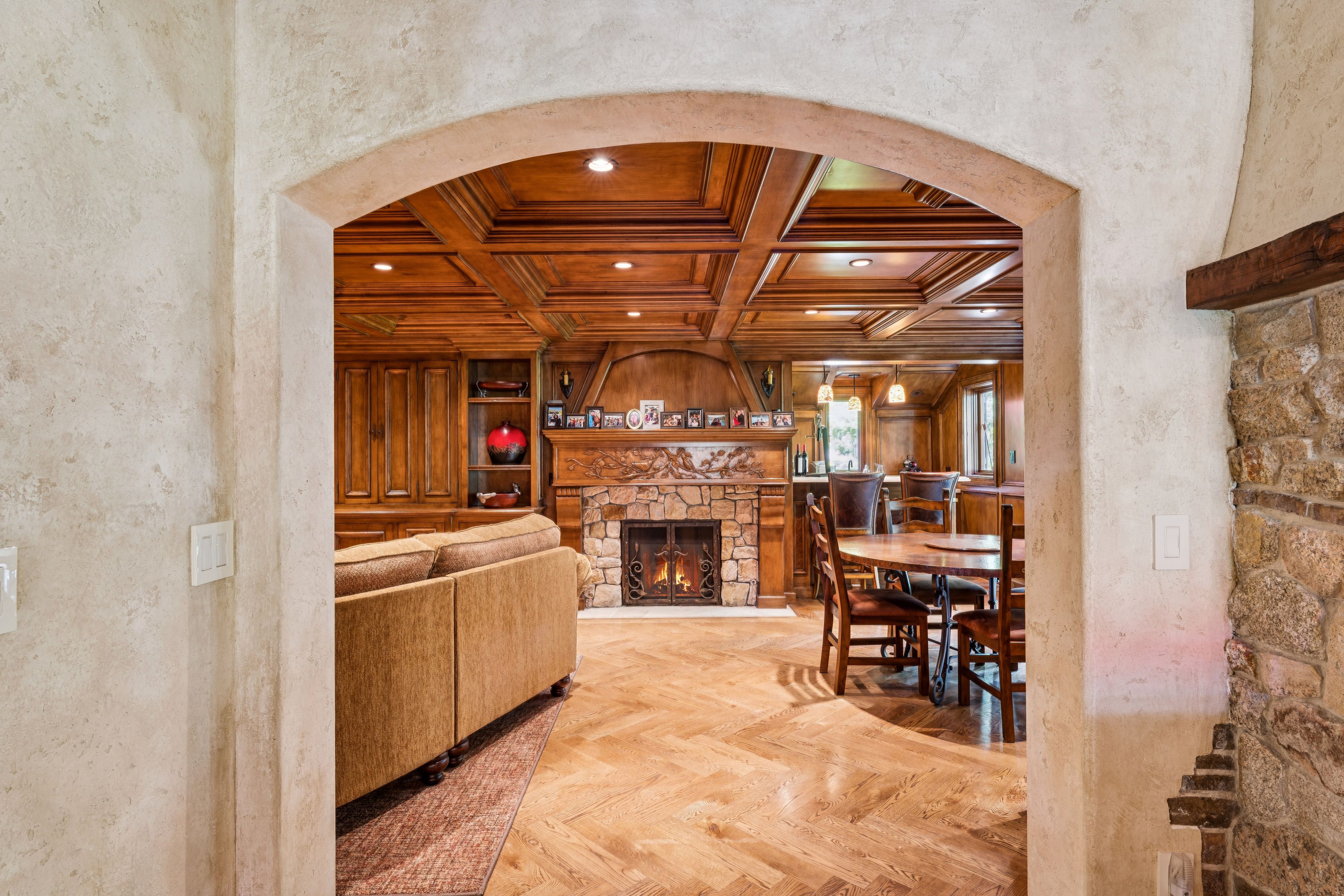  27956 High Knoll Road, Lake Arrowhead, CA 92352 - 物件實景