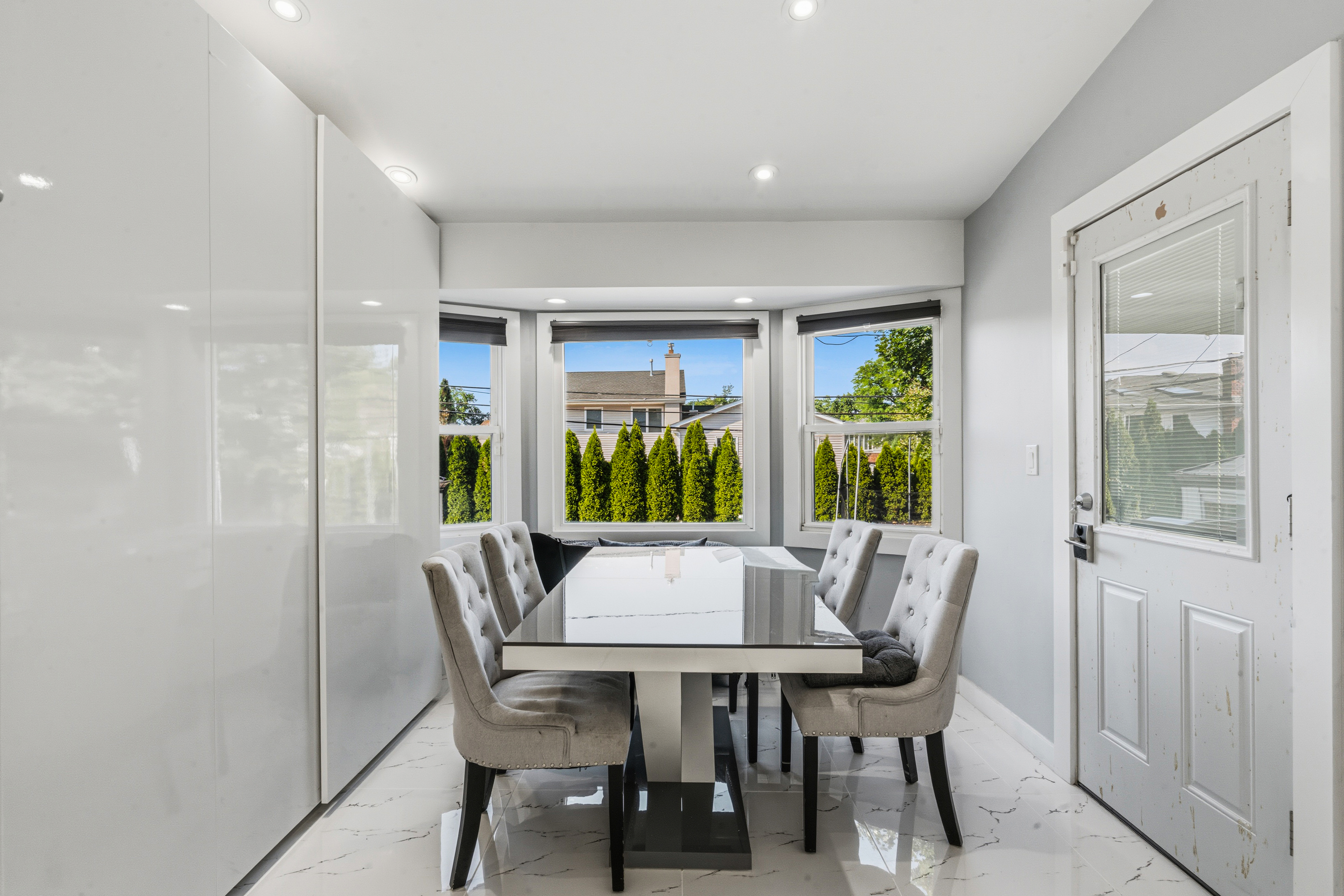  31 Sutton Hill Lane, Manhasset Hills, NY, 11040 - 物件實景