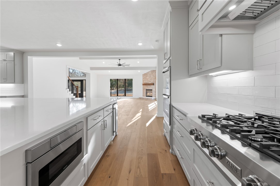 College Station, Texas, 77845, United States, 4 Bedrooms Bedrooms, ,5 BathroomsBathrooms,Residential,For Sale,1697908