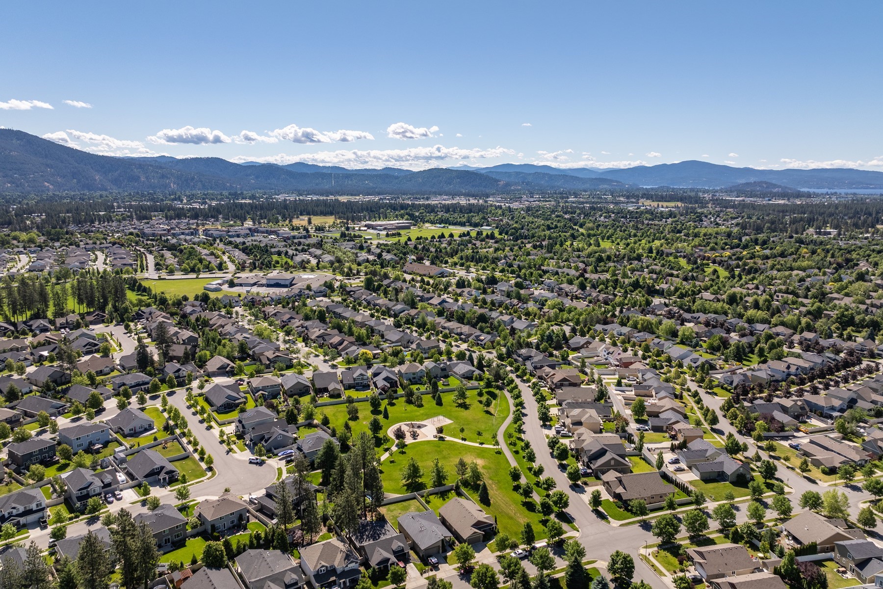  CdA Place Beauty across from the park - 物件實景