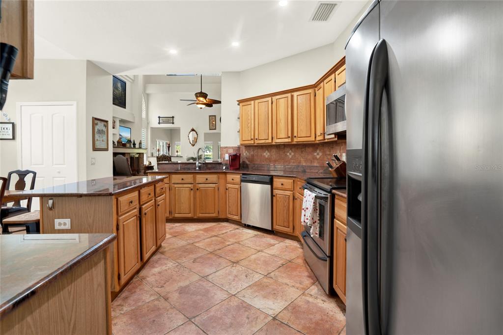 Lake Mary, Florida, 32746, United States, 3 Bedrooms Bedrooms, ,3 BathroomsBathrooms,Residential,For Sale,1779515