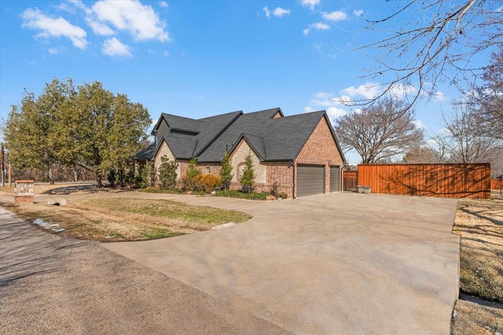 North Richland Hills, Texas, 76182, United States, 4 Bedrooms Bedrooms, ,4 BathroomsBathrooms,Residential,For Sale,2014039