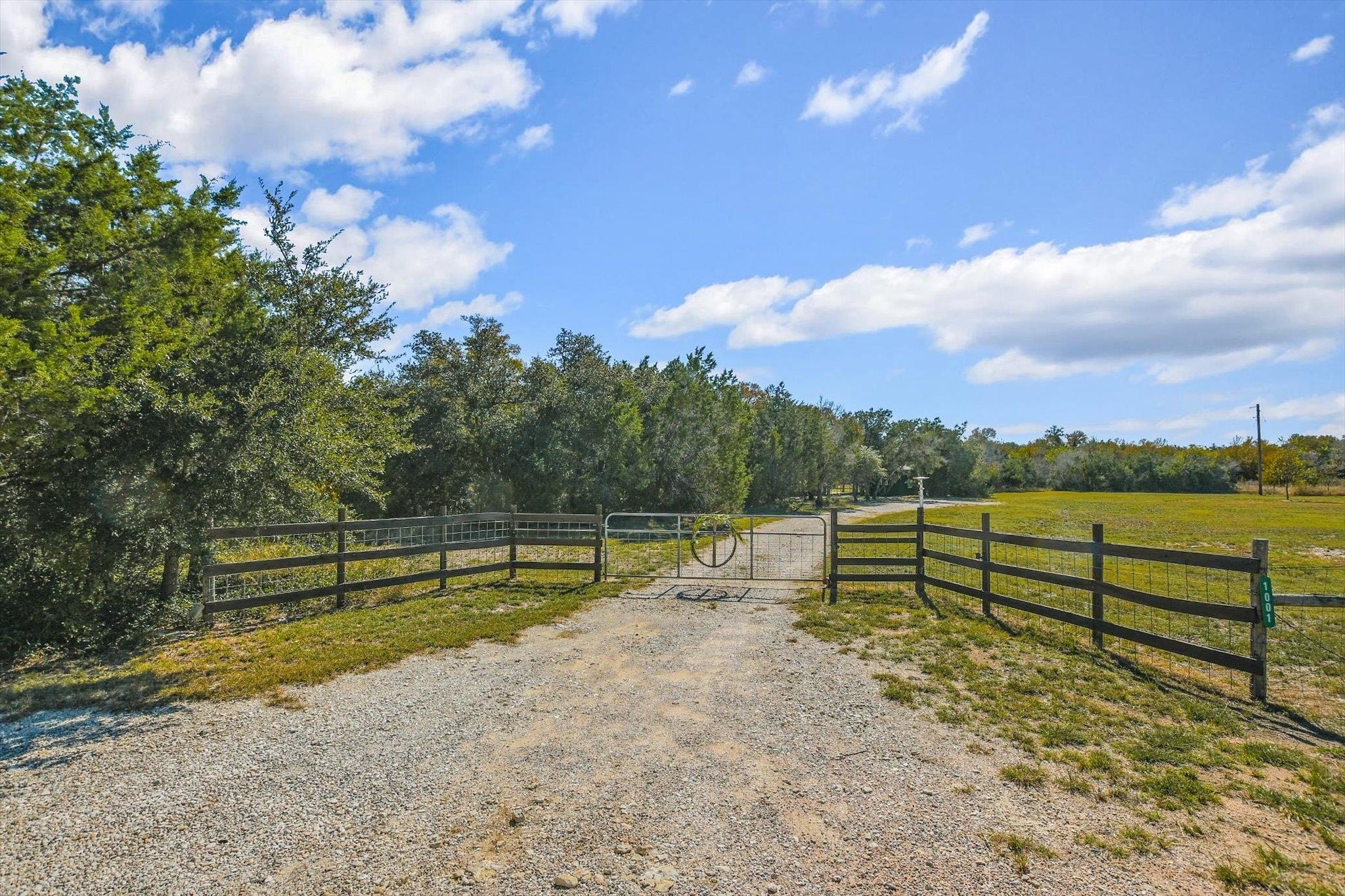 Georgetown, Texas, 78633, United States, 2 Bedrooms Bedrooms, ,1 BathroomBathrooms,Residential,For Sale,2005373
