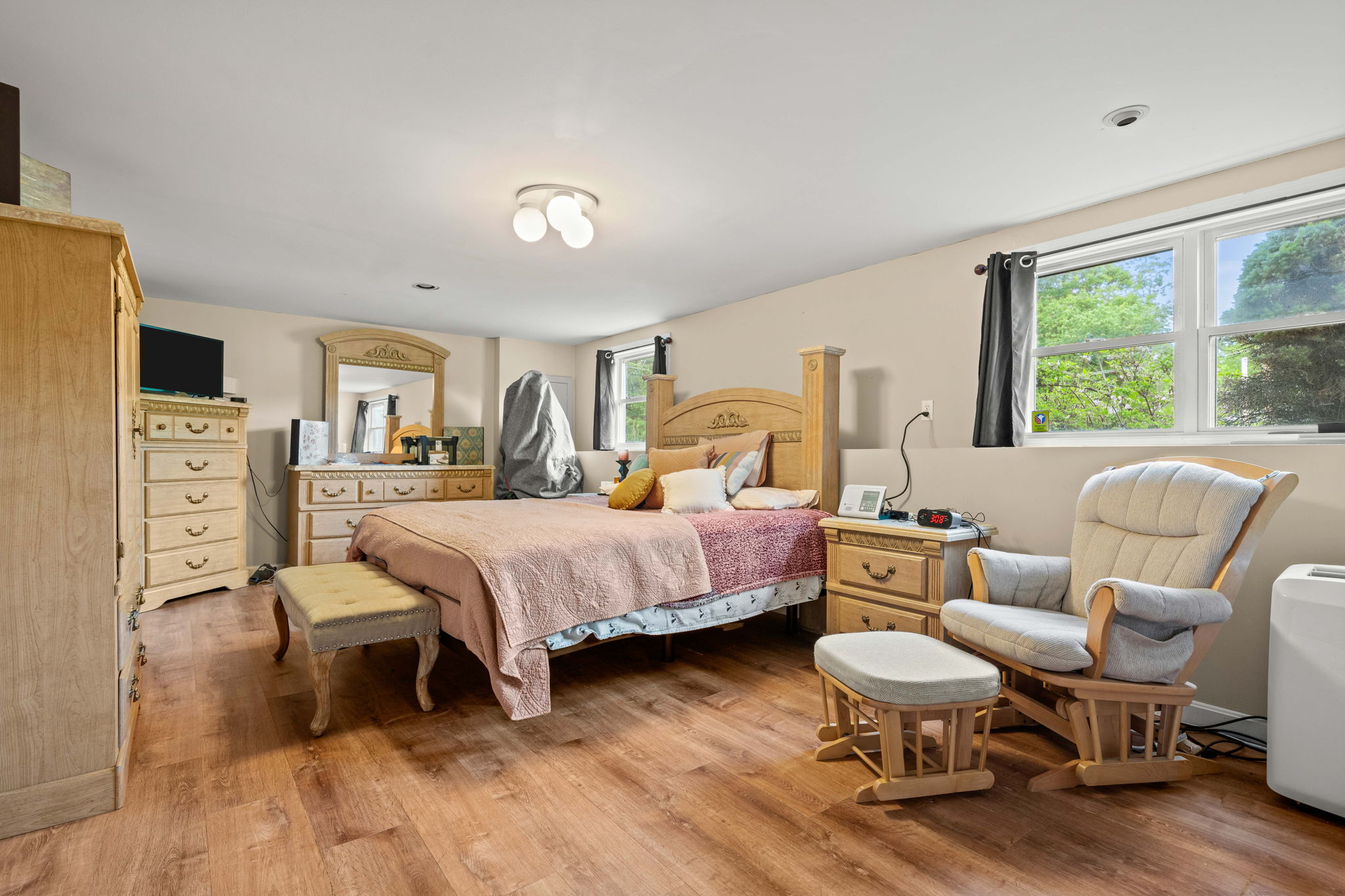  240 Hampstead St, Methuen, MA, 01844 - 物件實景