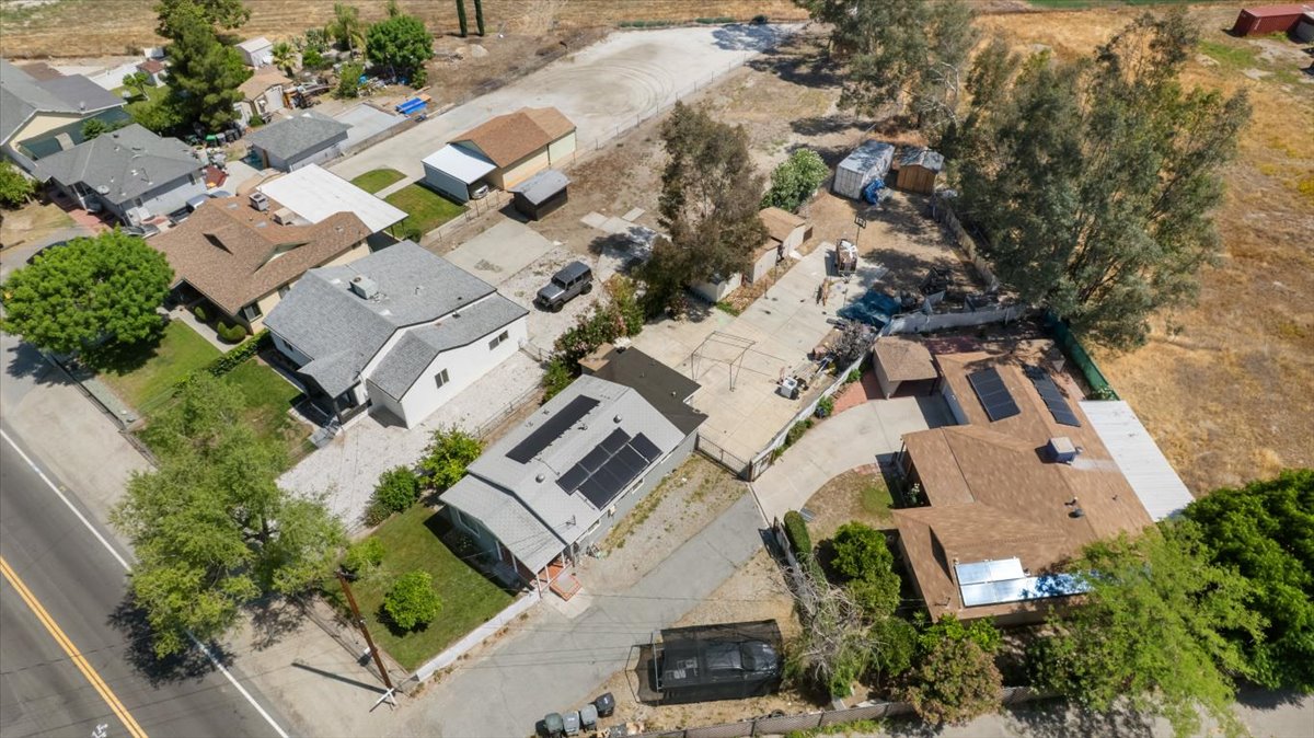 San Jacinto, California, 92583, United States, 6 Bedrooms Bedrooms, ,4 BathroomsBathrooms,Residential,For Sale,1977505