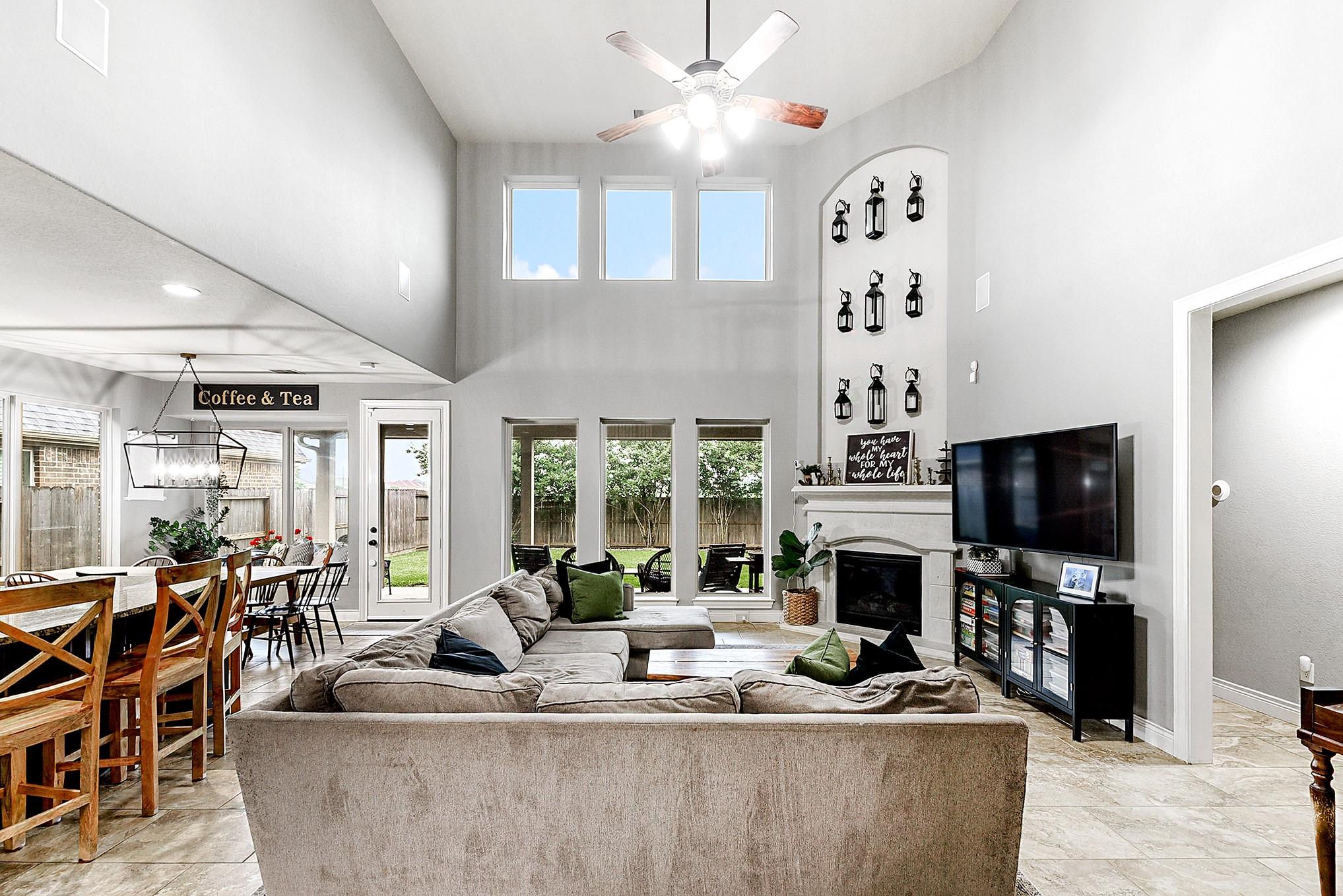 Katy, Texas, 77494, United States, 5 Bedrooms Bedrooms, ,5 BathroomsBathrooms,Residential,For Sale,2048040