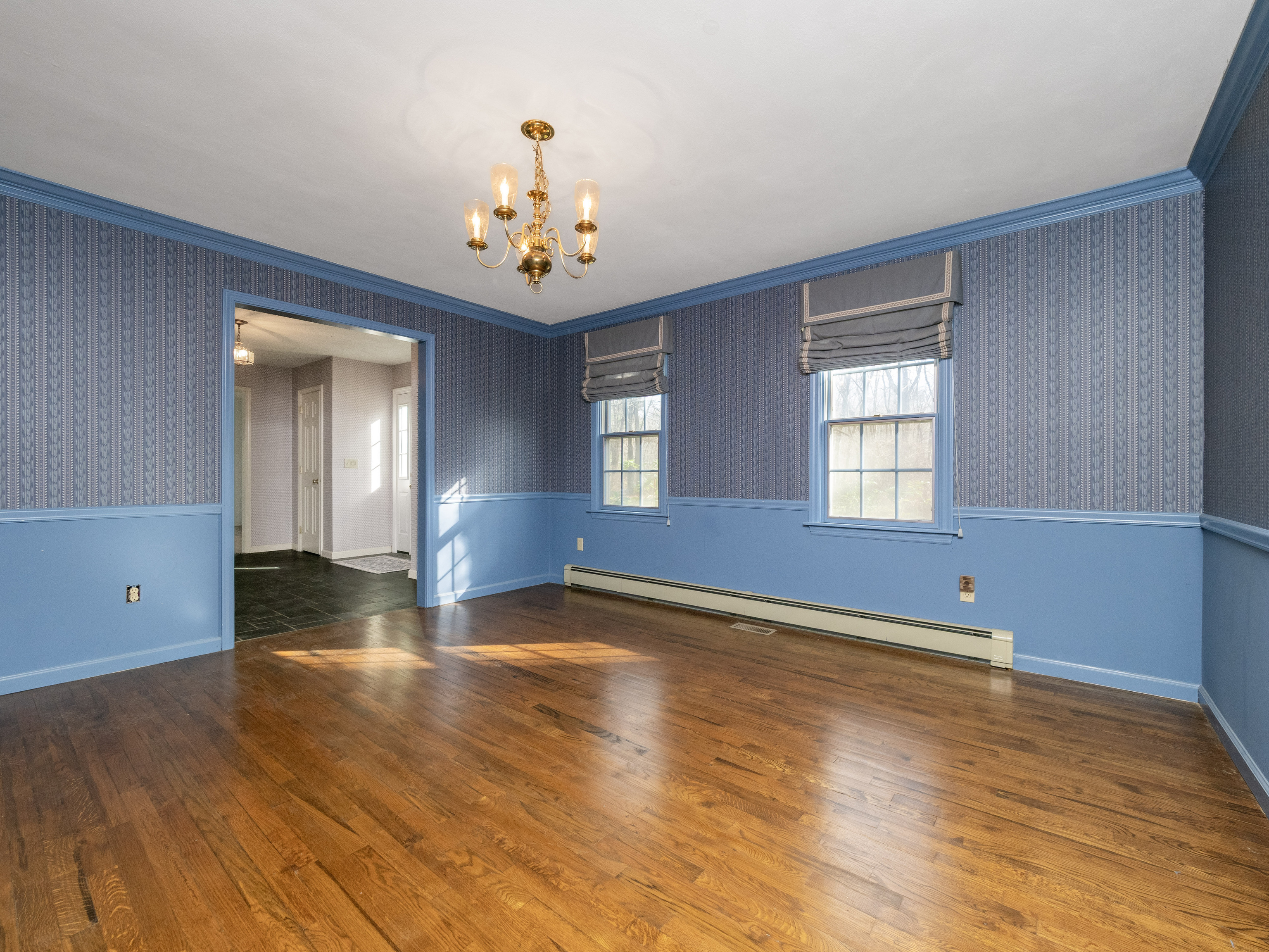 Redding, Connecticut, 06896, United States, 5 Bedrooms Bedrooms, ,5 BathroomsBathrooms,Residential,For Sale,1997100