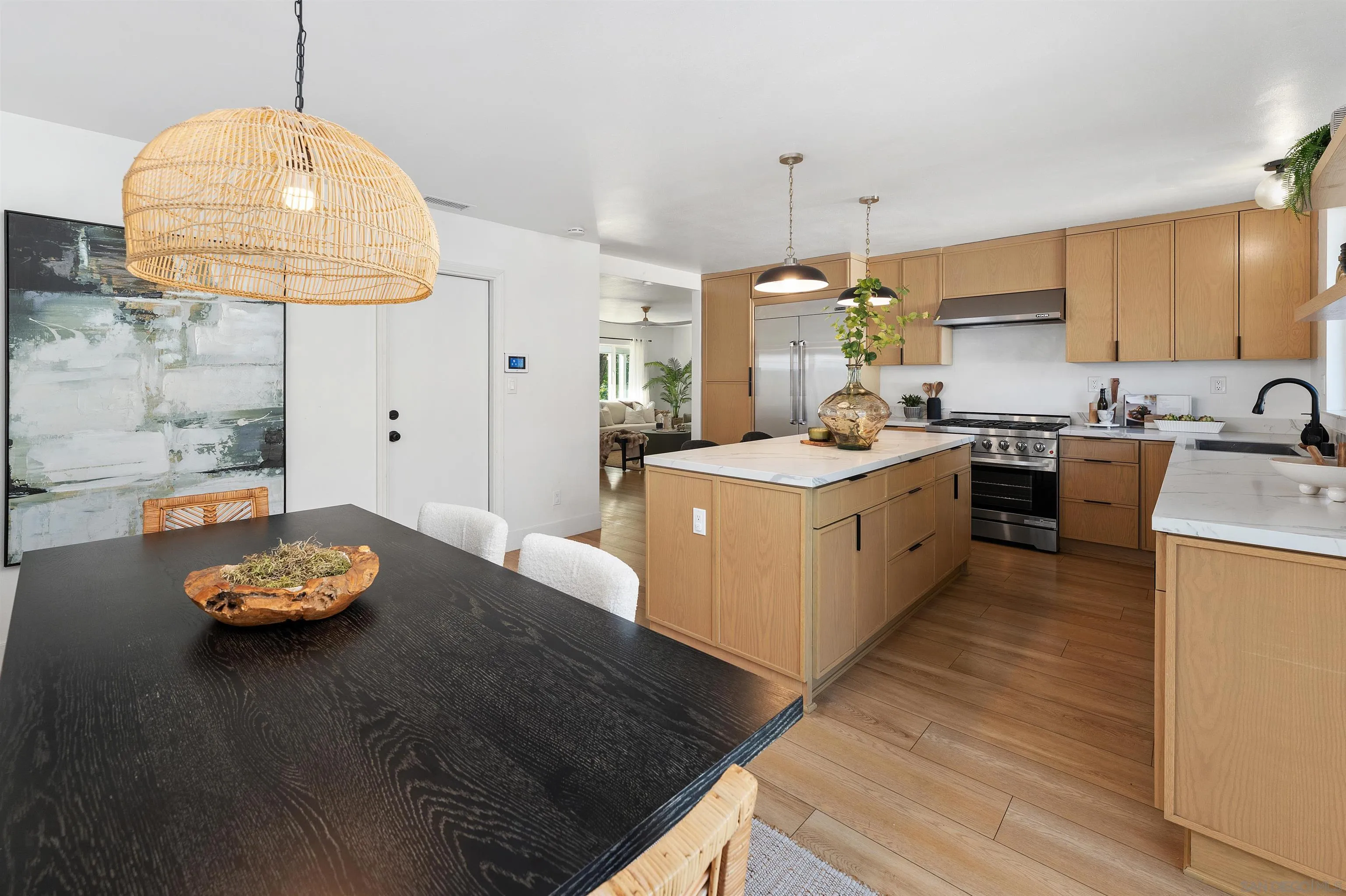 2103 Garfield Rd, San Diego, CA 92110