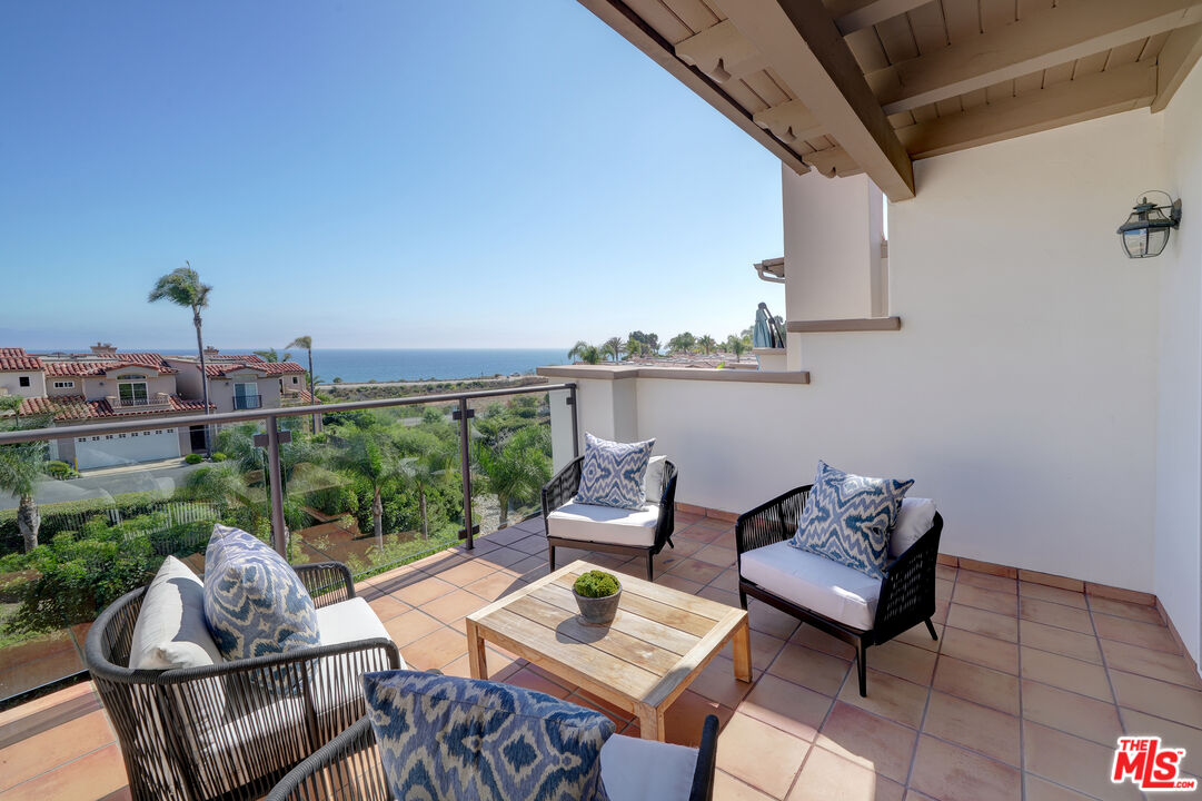 Malibu, California, 90265, United States, 2 Bedrooms Bedrooms, ,3 BathroomsBathrooms,Residential,For Sale,1902662