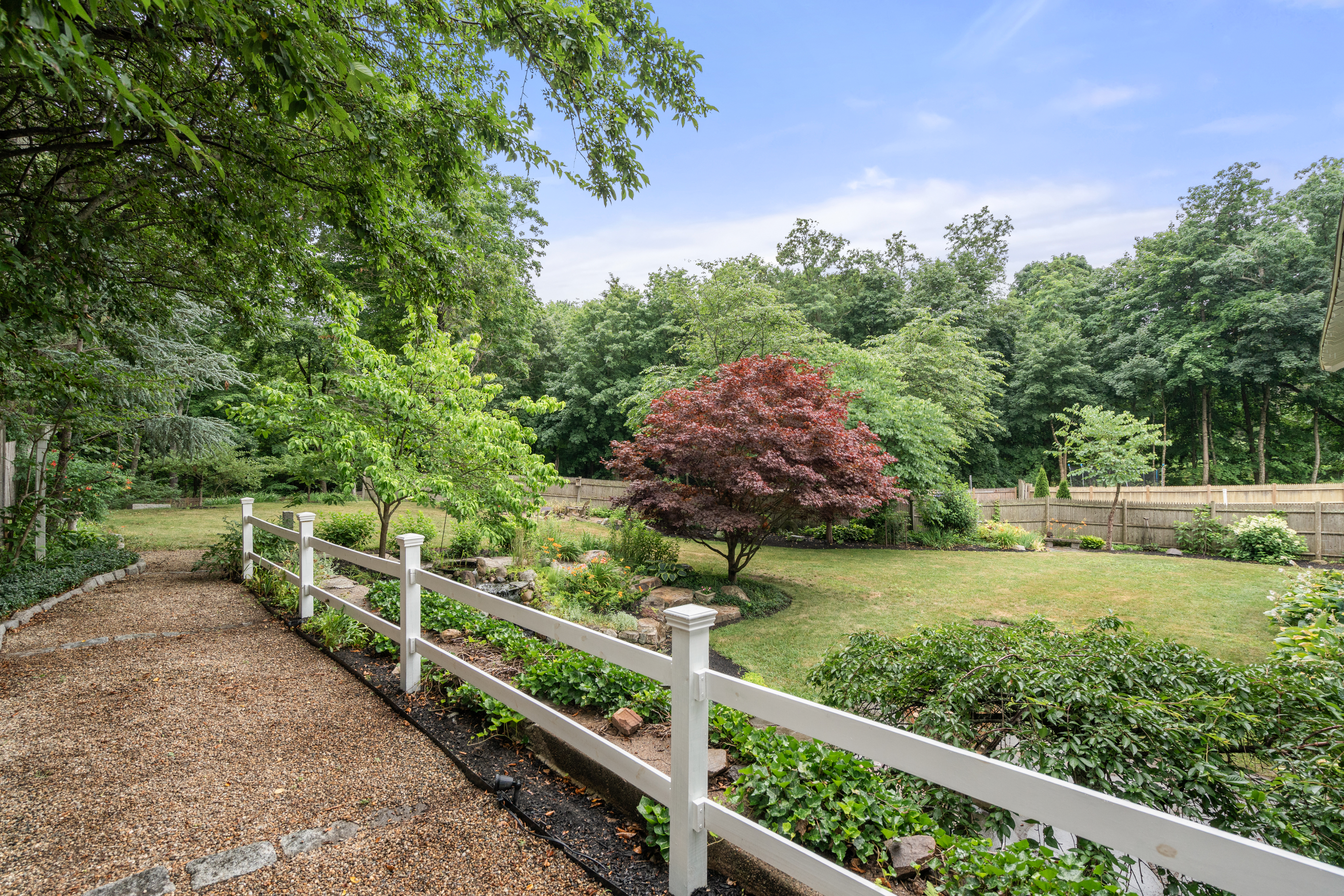  18 Shears Street, Wrentham, MA, 02093 - 物件實景