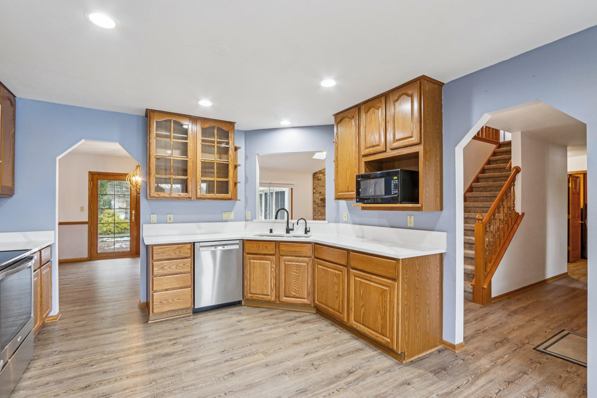 Muskego, Wisconsin, 53150, United States, 3 Bedrooms Bedrooms, ,3 BathroomsBathrooms,Residential,For Sale,2007813