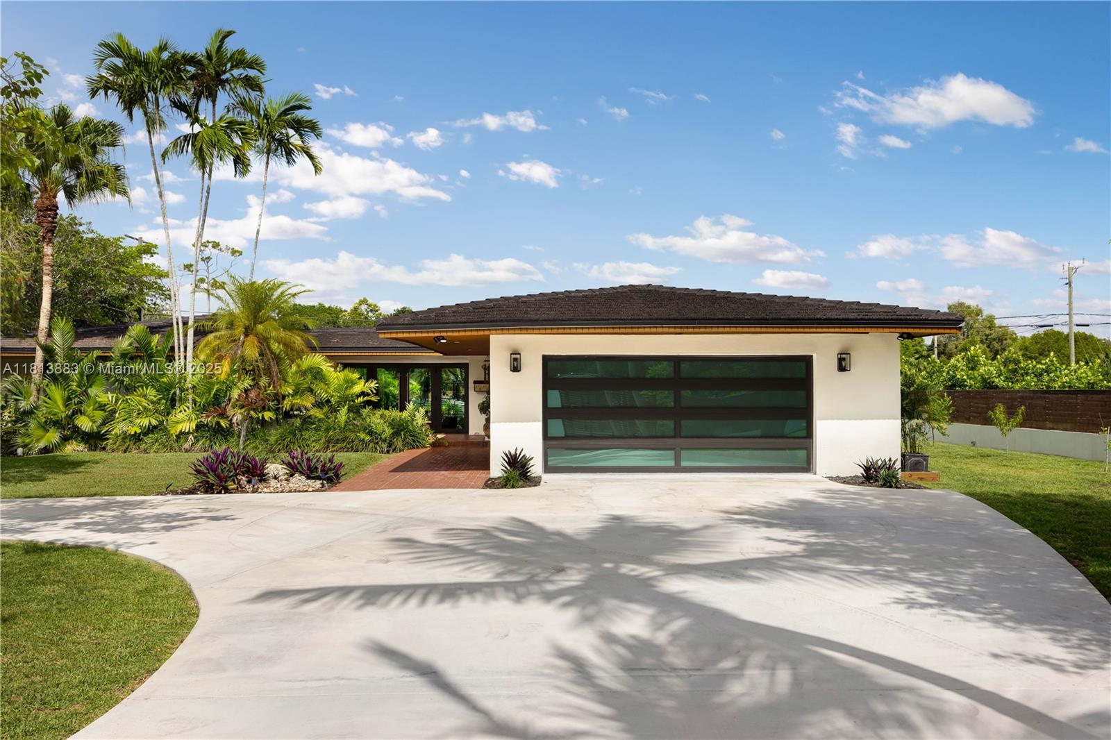Miami, Florida, 33176, United States, 4 Bedrooms Bedrooms, ,3 BathroomsBathrooms,Residential,For Sale,1849943