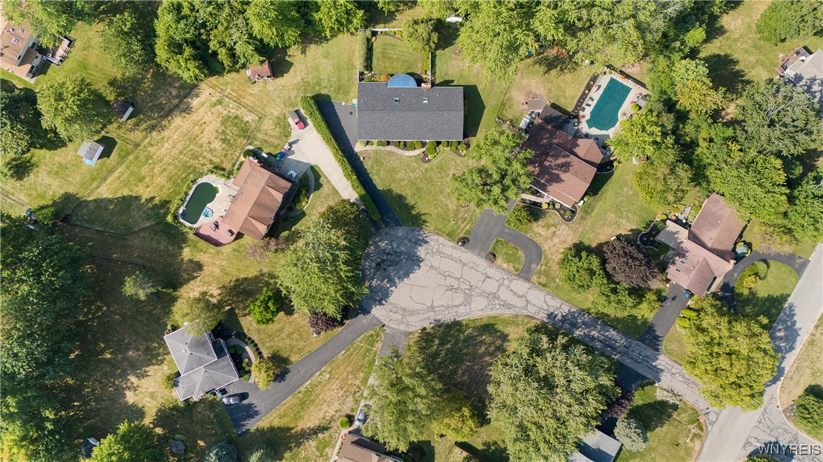 Lewiston, New York, 14092, United States, 3 Bedrooms Bedrooms, ,4 BathroomsBathrooms,Residential,For Sale,1937436