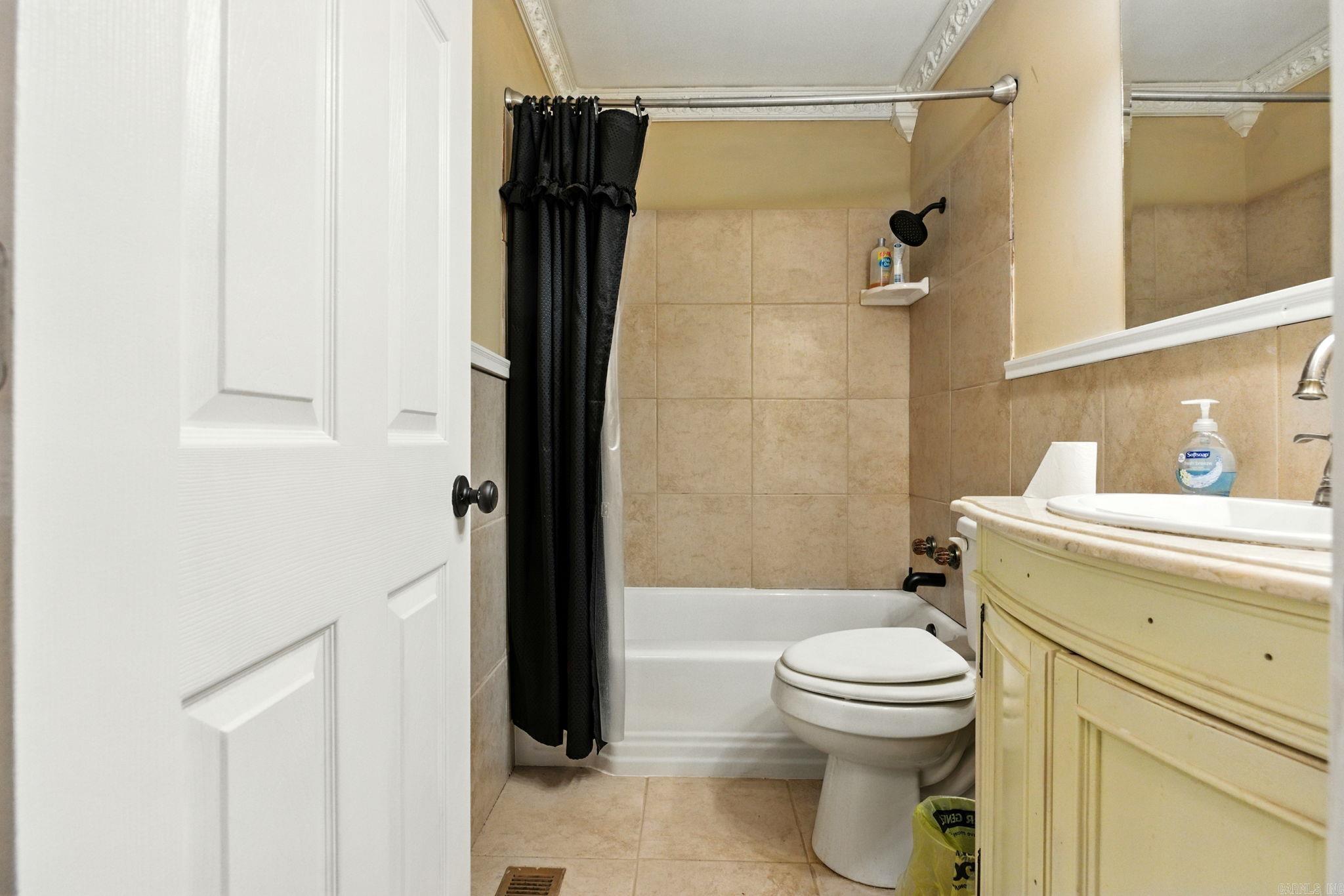 Royal, Arkansas, 71968, United States, 5 Bedrooms Bedrooms, ,3 BathroomsBathrooms,Residential,For Sale,1940118