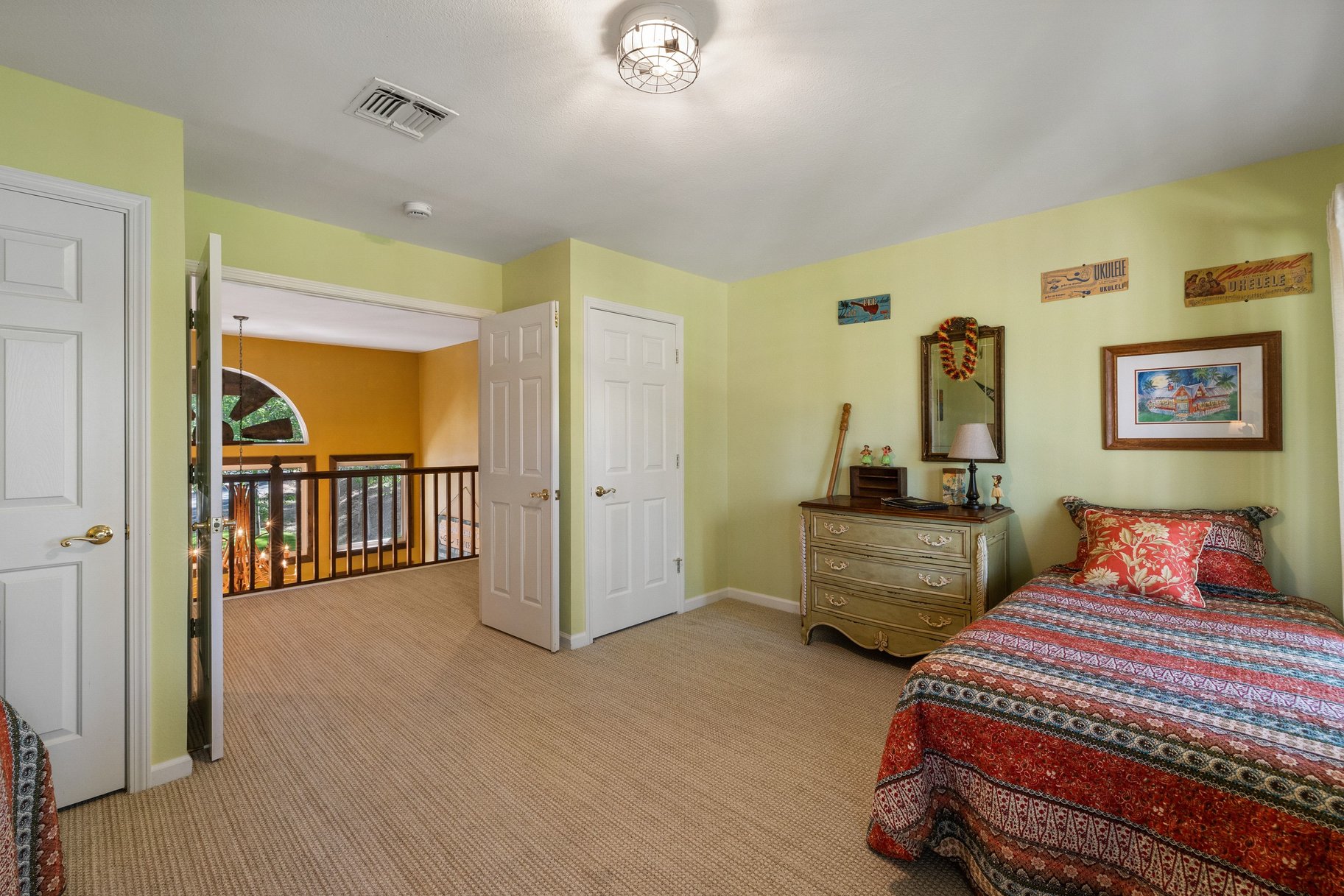 Hilltop Whitehawk Ranch Estate with Sweeping Meadow, Pond & Mountain Views - 物件實景