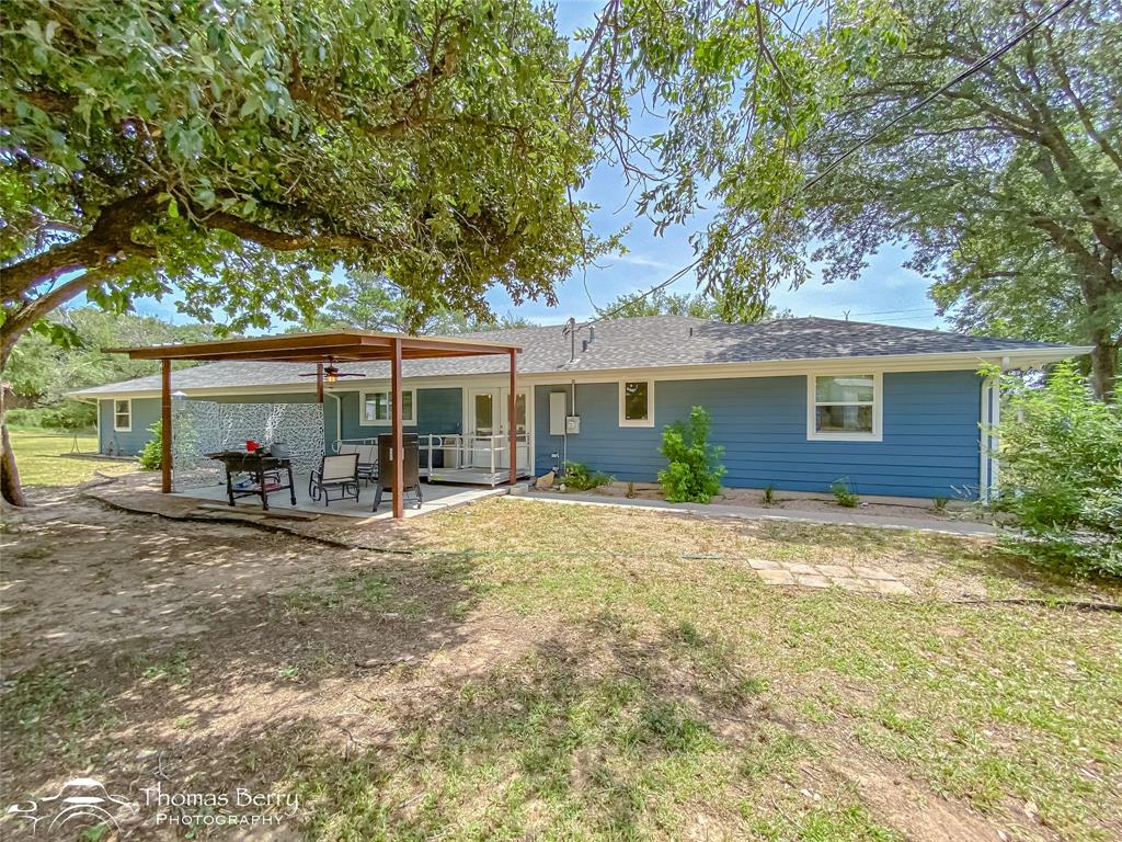 Clyde, Texas, 79510, United States, 3 Bedrooms Bedrooms, ,2 BathroomsBathrooms,Residential,For Sale,1898763