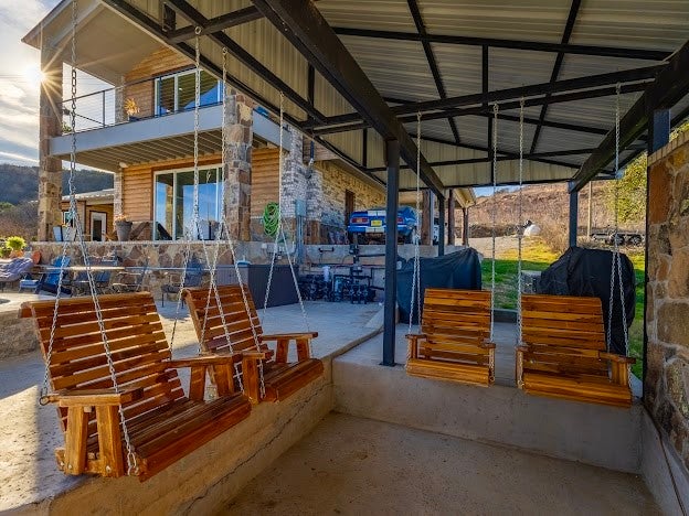 Possum Kingdom Lake, Texas, 76450, United States, 3 Bedrooms Bedrooms, ,4 BathroomsBathrooms,Residential,For Sale,2008180