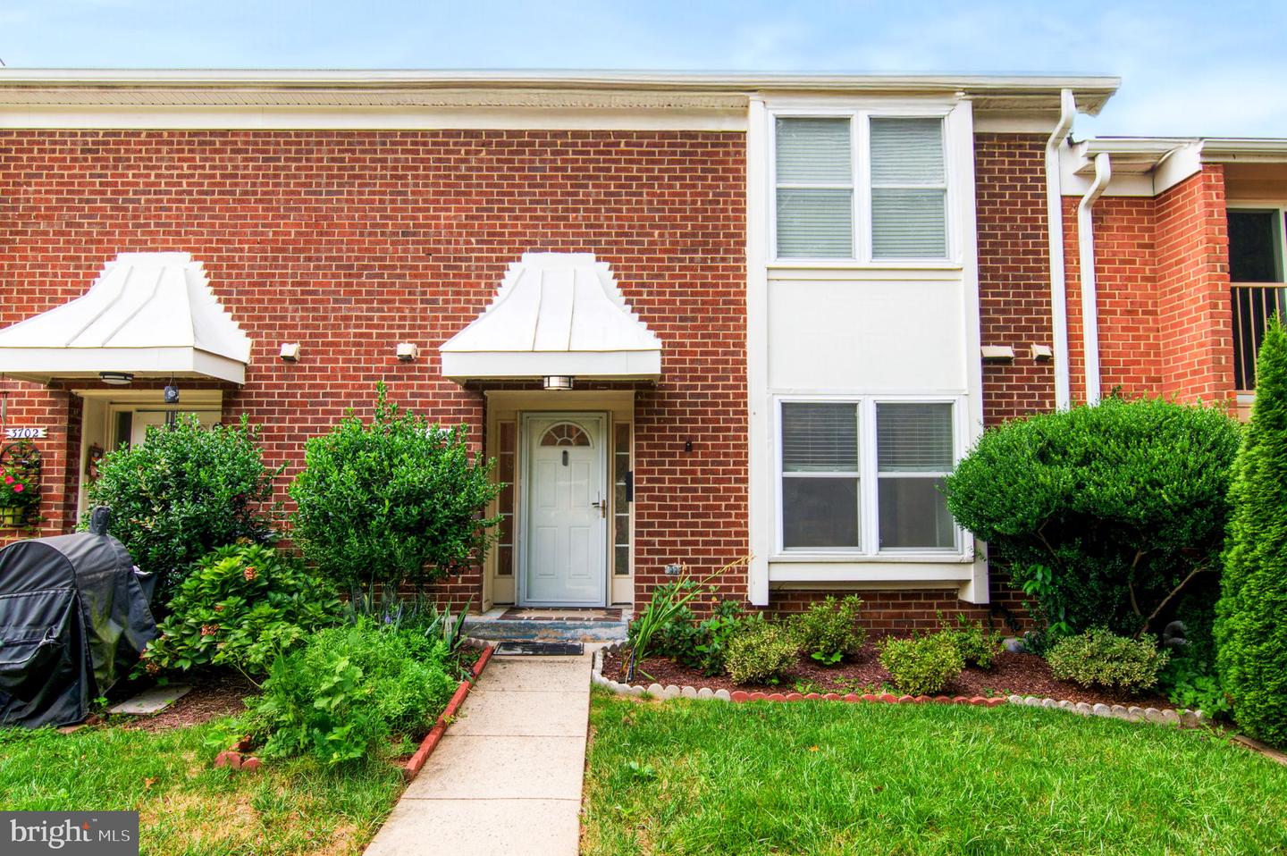 Fairfax, Virginia, 22031, United States, 3 Bedrooms Bedrooms, ,3 BathroomsBathrooms,Residential,For Sale,1916694