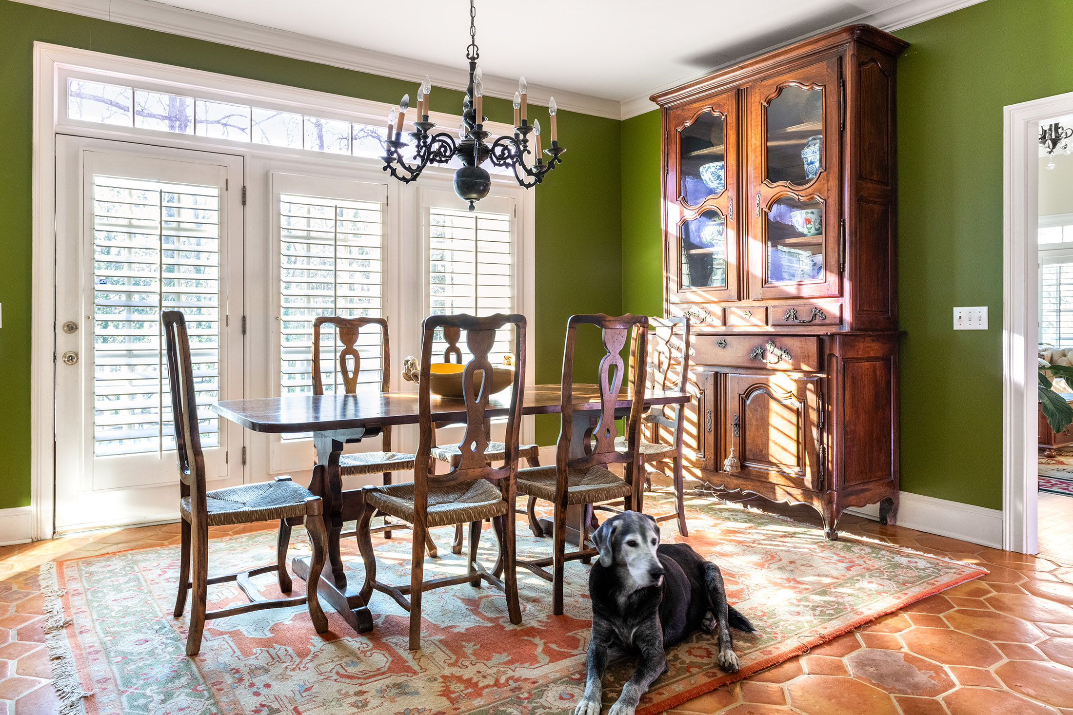  Elegant Traditional Home in Buckhead