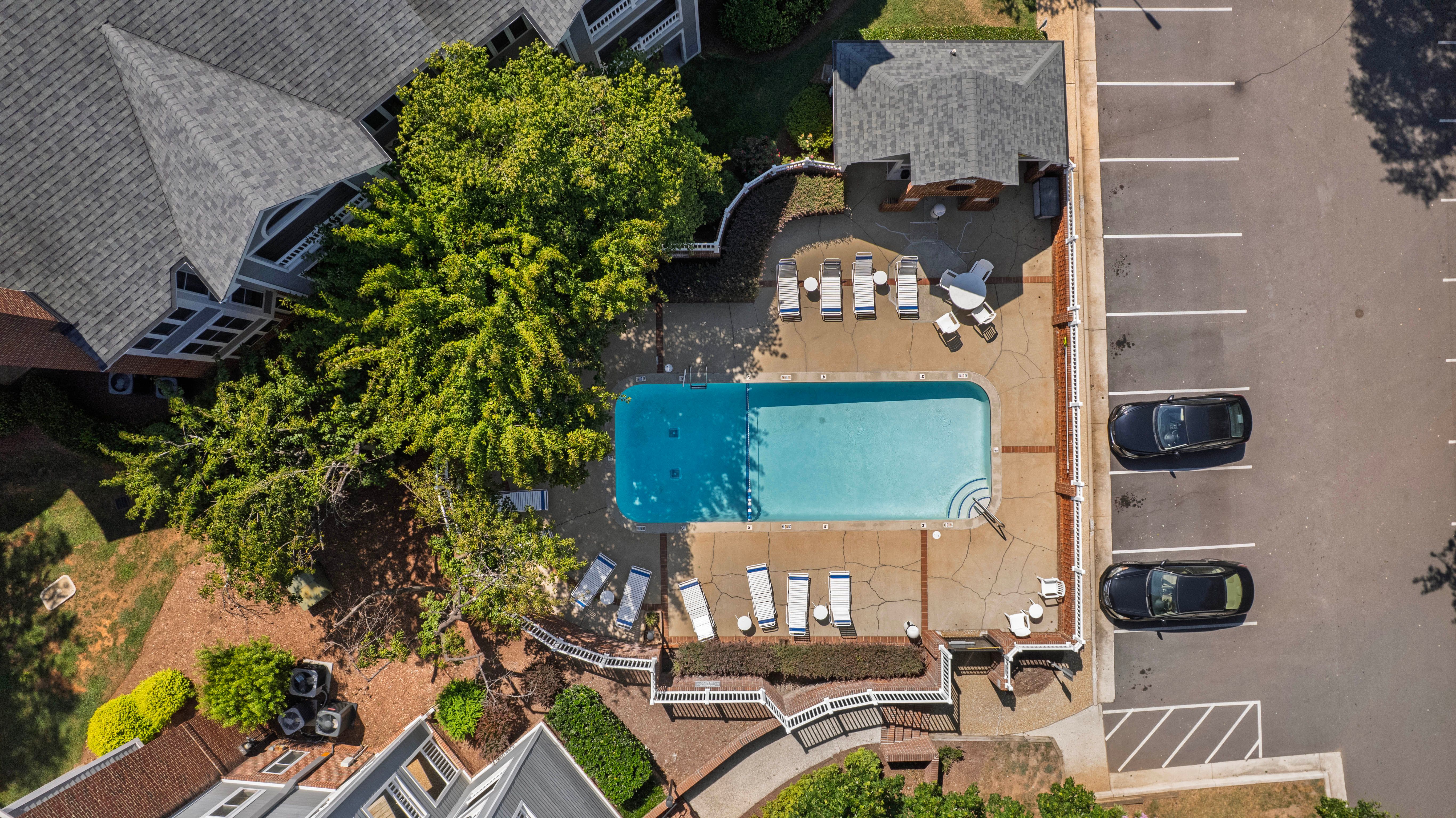 1061 Wirewood Drive, Raleigh, NC 27605 - 物件實景