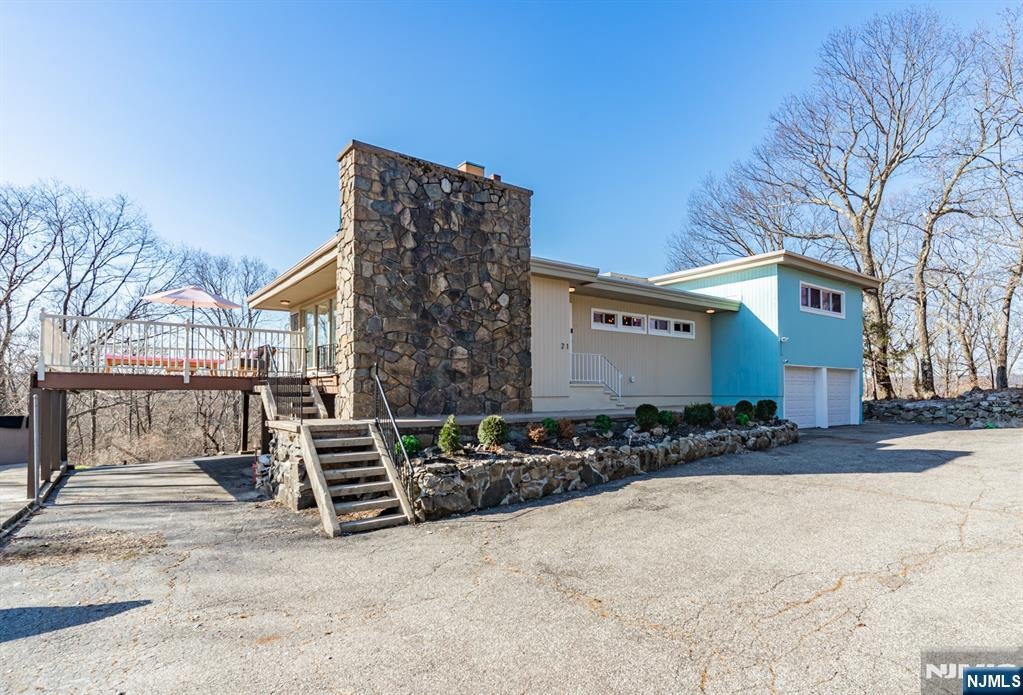 Ringwood, New Jersey, 07456, United States, 3 Bedrooms Bedrooms, ,3 BathroomsBathrooms,Residential,For Sale,1981754