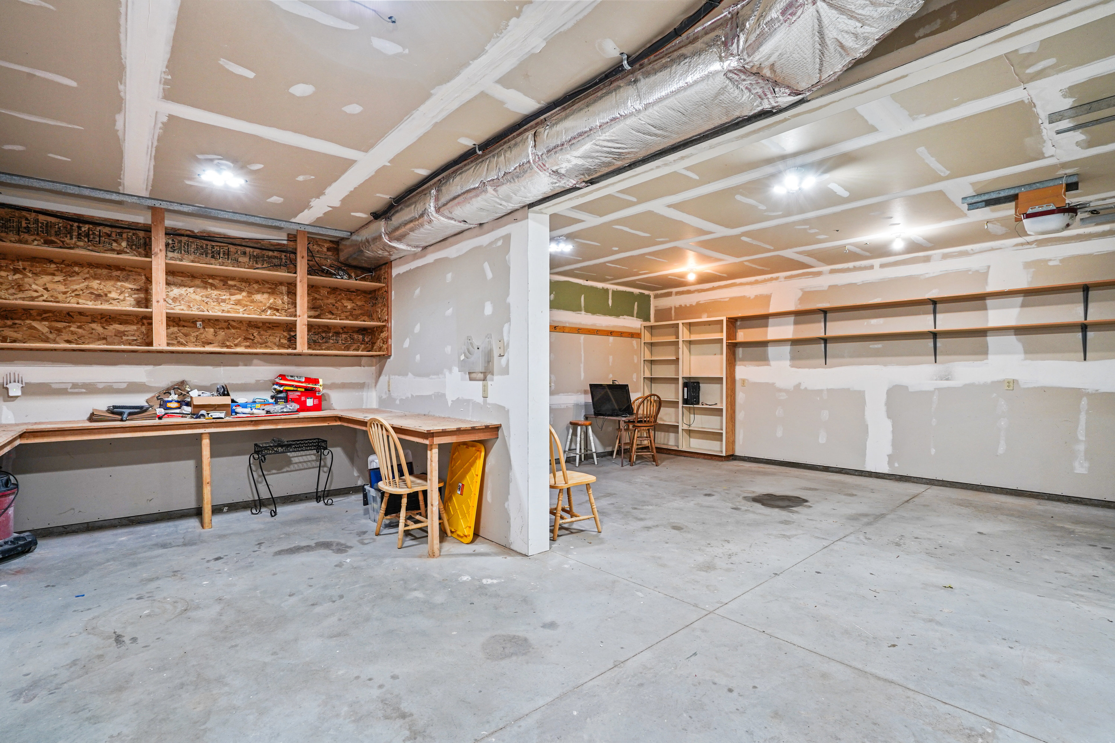  Lives Like Two Homes - 物件實景