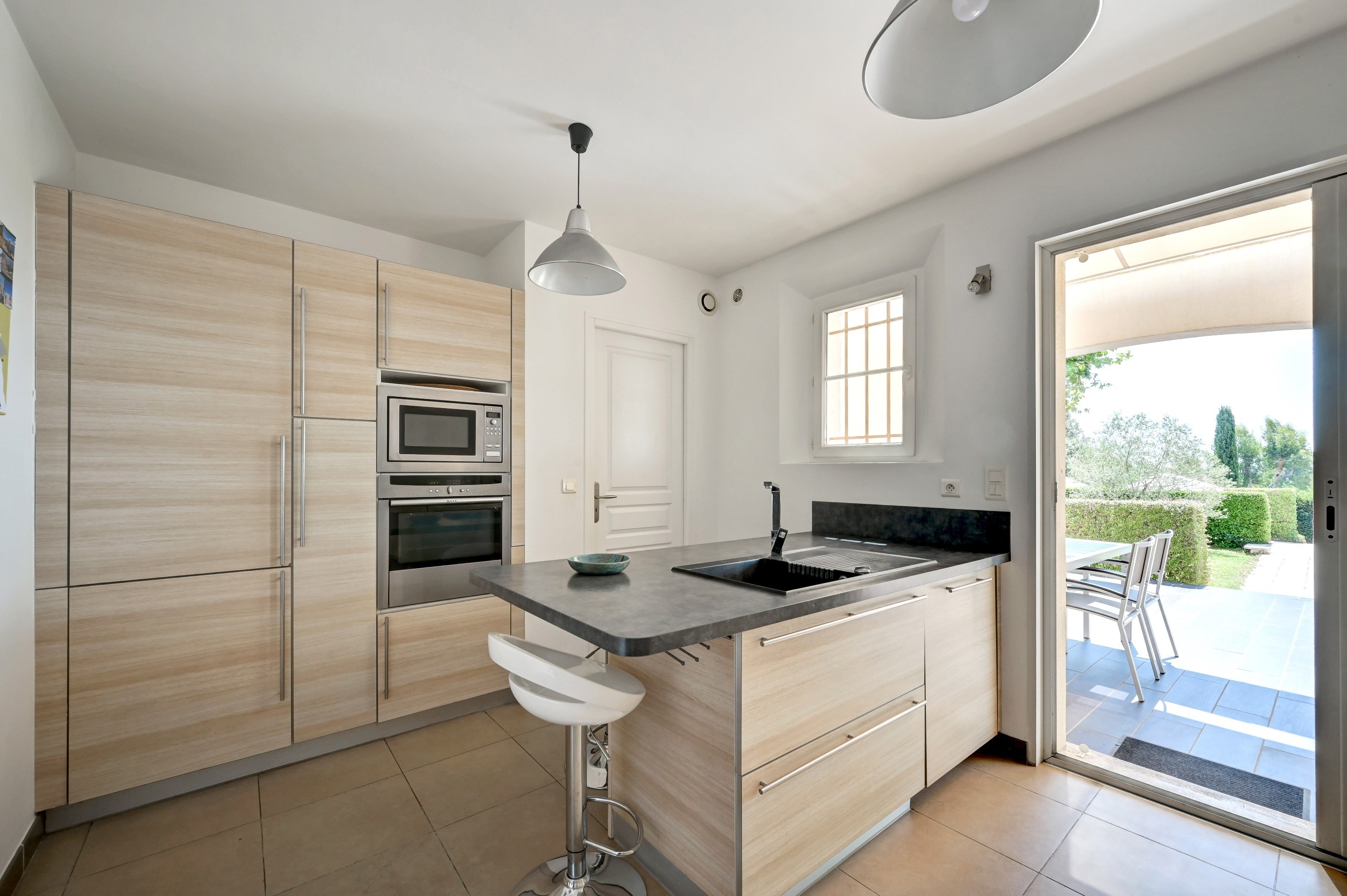  Eguilles – residential area – light-filled house – high-quality finishes - 物件實景