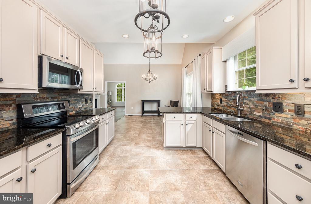 Chesterfield, Virginia, 23832, United States, 4 Bedrooms Bedrooms, ,3 BathroomsBathrooms,Residential,For Sale,1827730