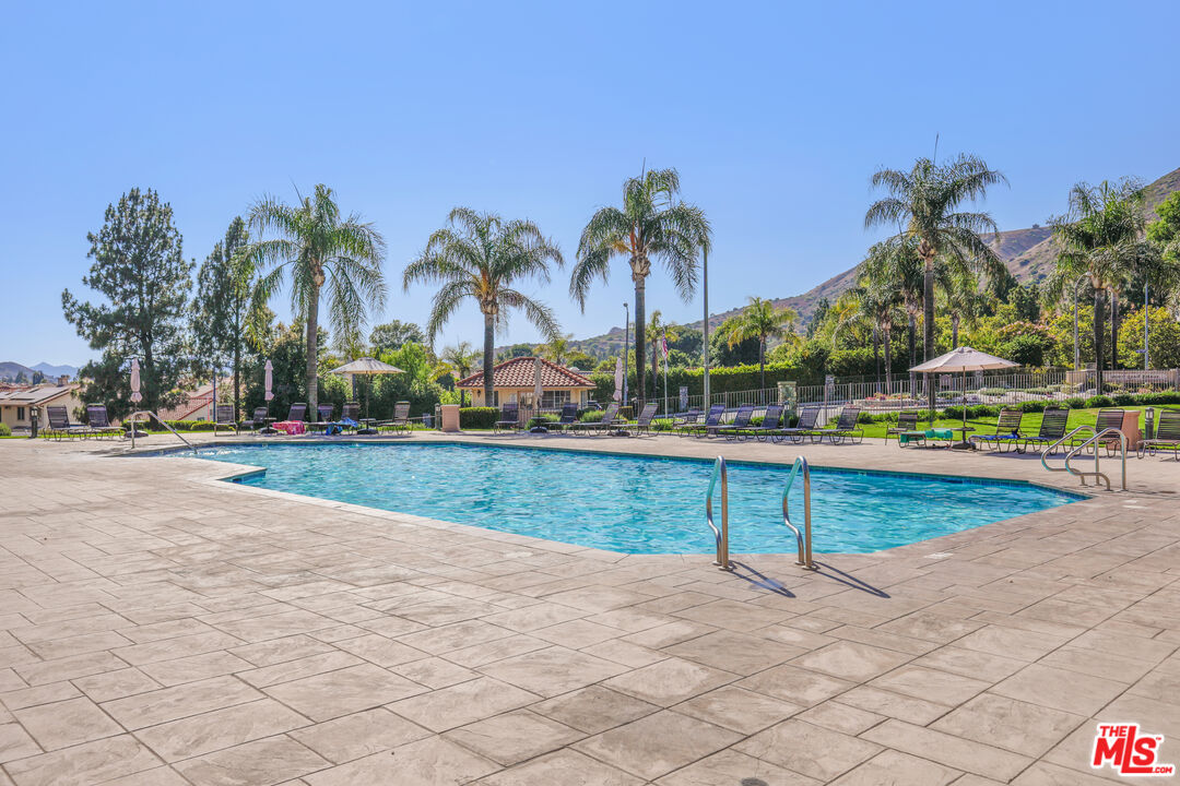 Porter Ranch, California, 91326, United States, 4 Bedrooms Bedrooms, ,3 BathroomsBathrooms,Residential,For Sale,1906036