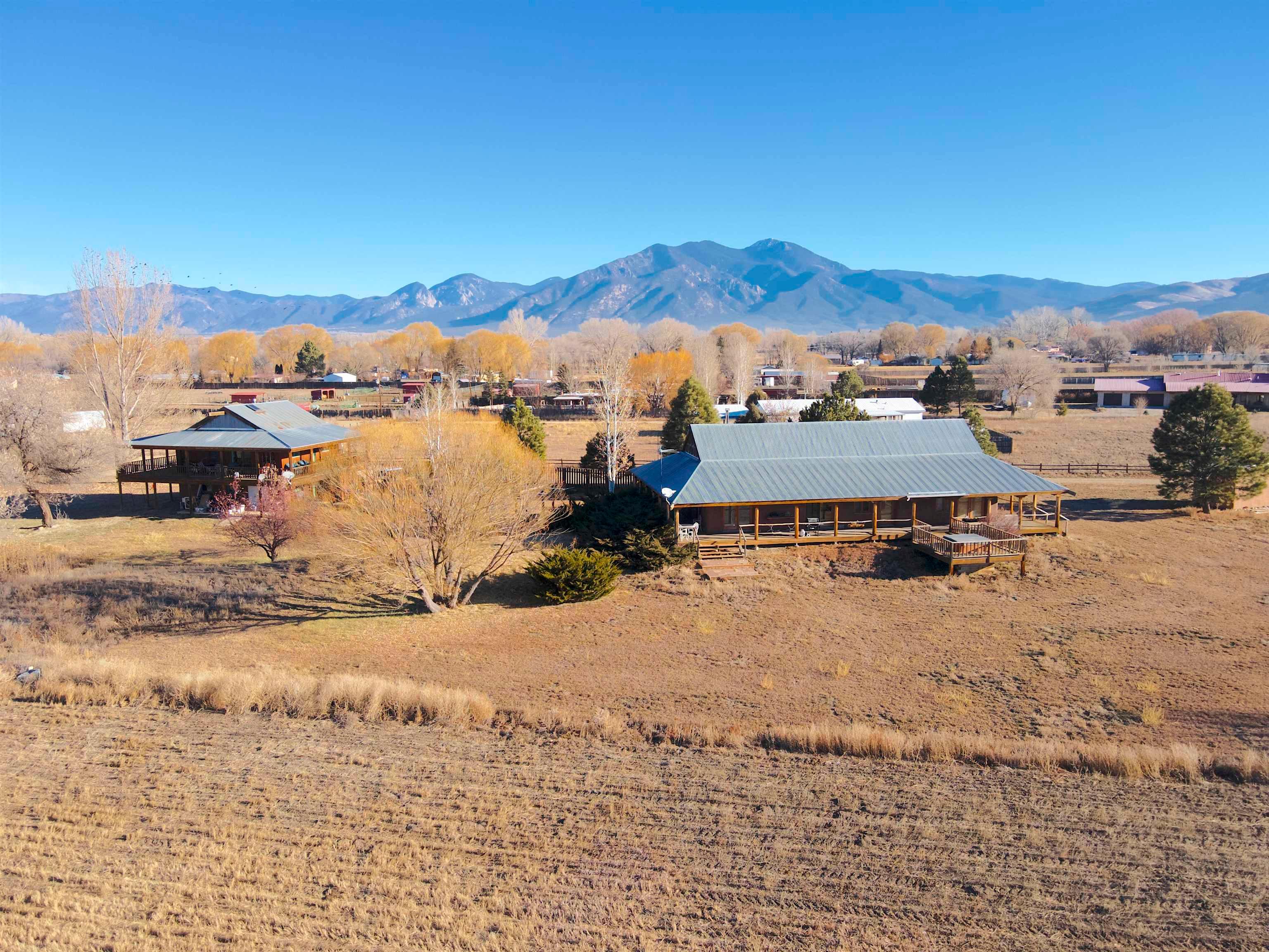 Taos, New Mexico, 87571, United States, 5 Bedrooms Bedrooms, ,5 BathroomsBathrooms,Residential,For Sale,1850359