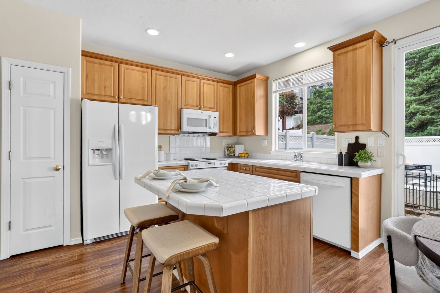  20452 HOODVIEW AVE West Linn, OR 97068 - 物件實景