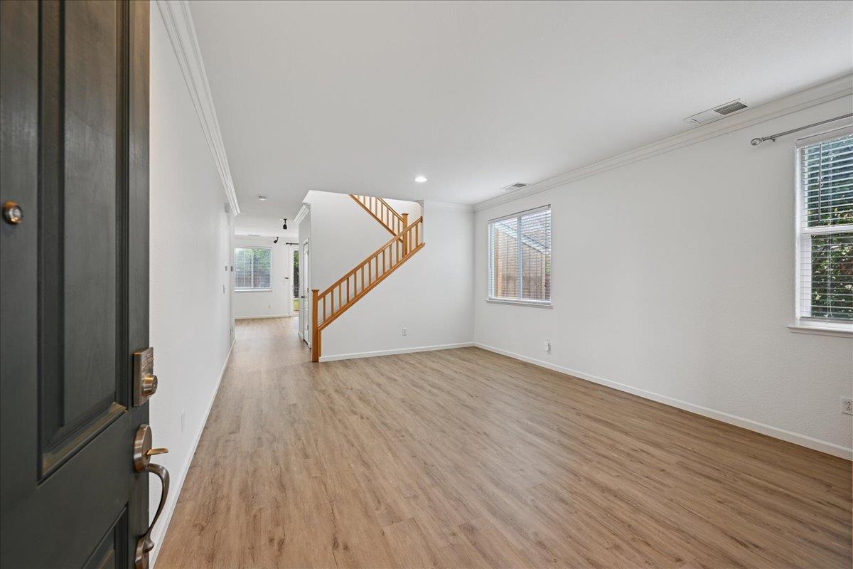 Roseville, California, 95747, United States, 5 Bedrooms Bedrooms, ,3 BathroomsBathrooms,Residential,For Sale,2005801