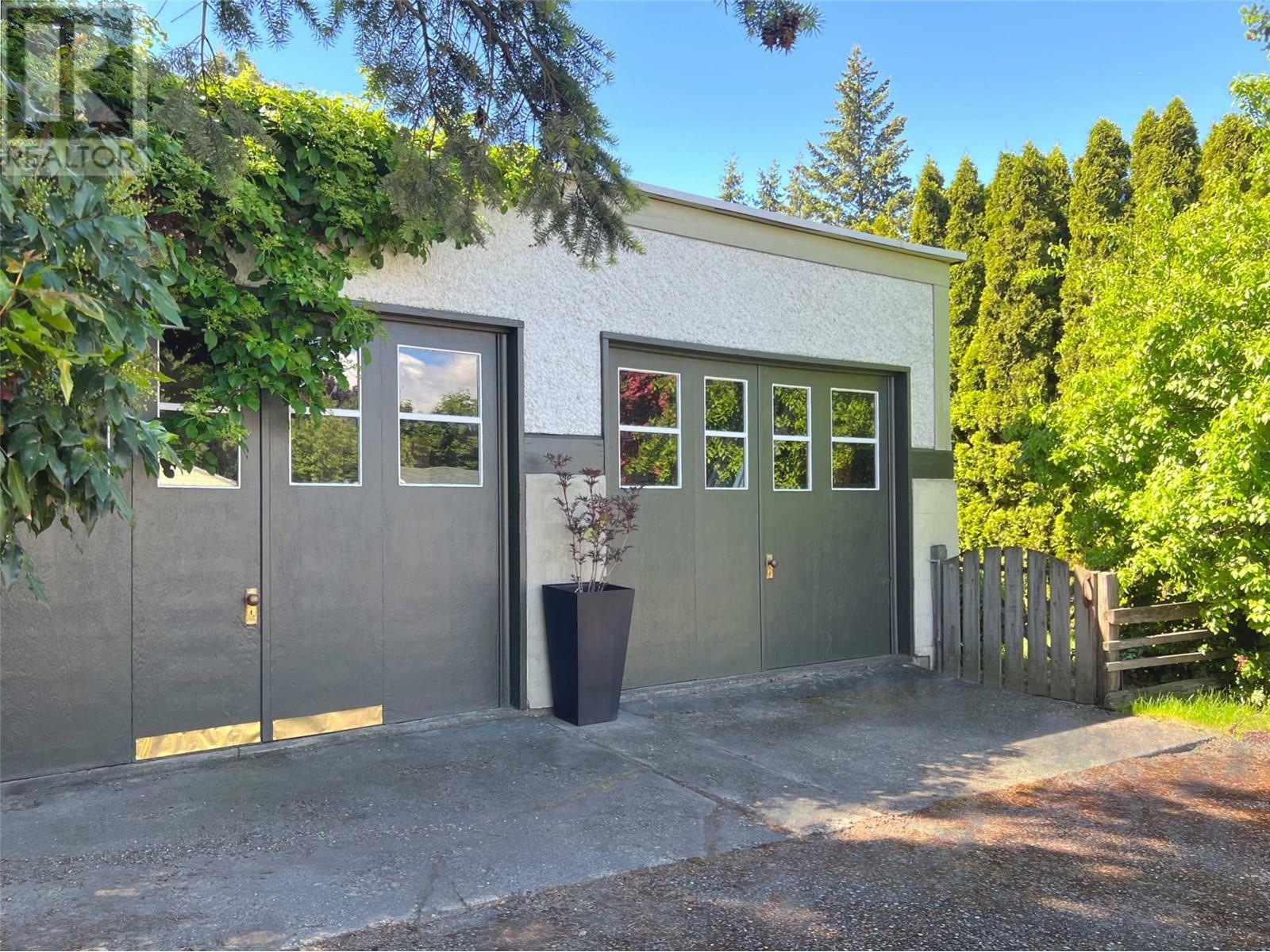 VERNON, British Columbia, V1T 9C6, CA, 4 Bedrooms Bedrooms, ,2 BathroomsBathrooms,Residential,For Sale,1837147