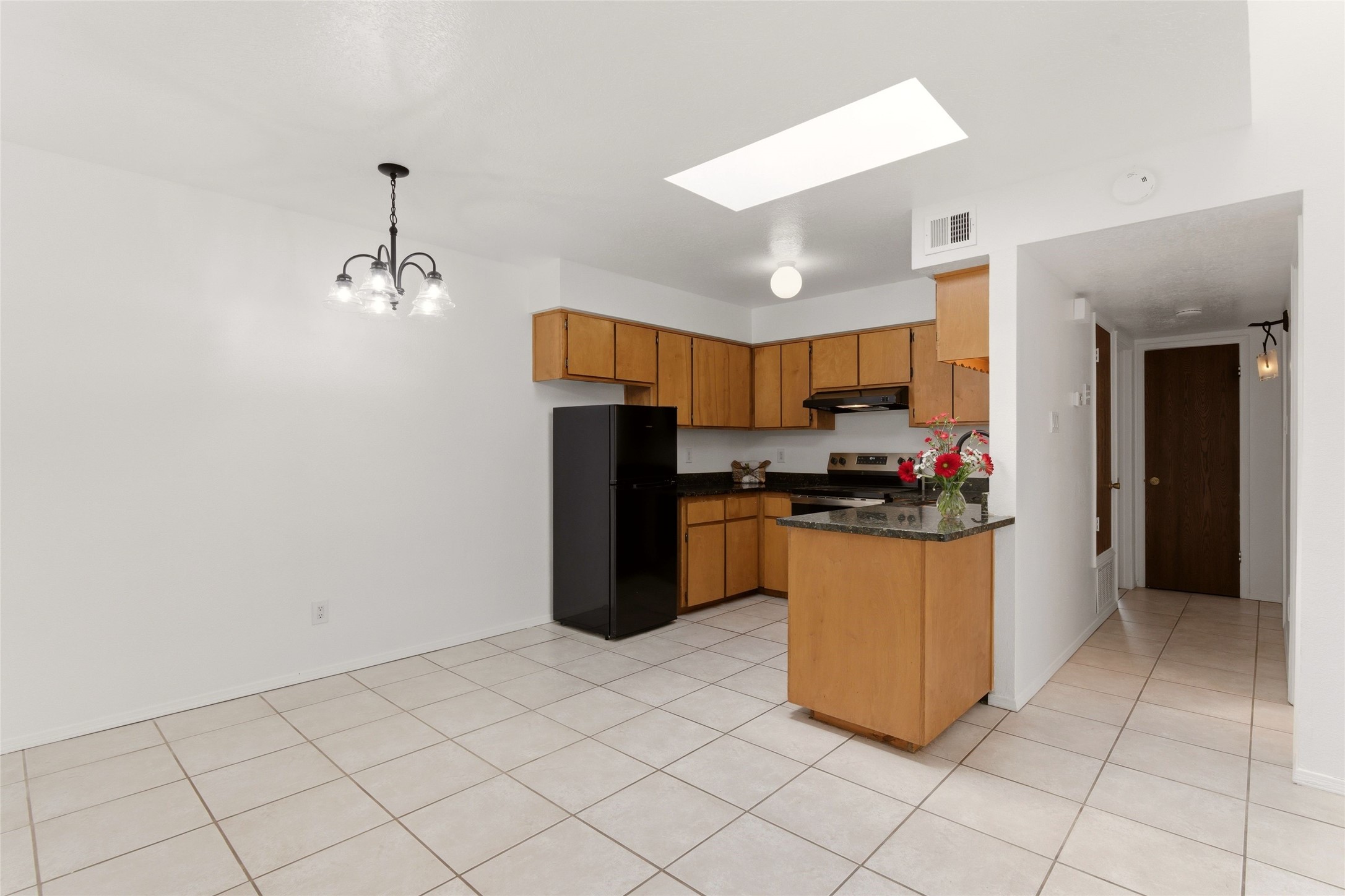  1448 Clark Road - 物件實景