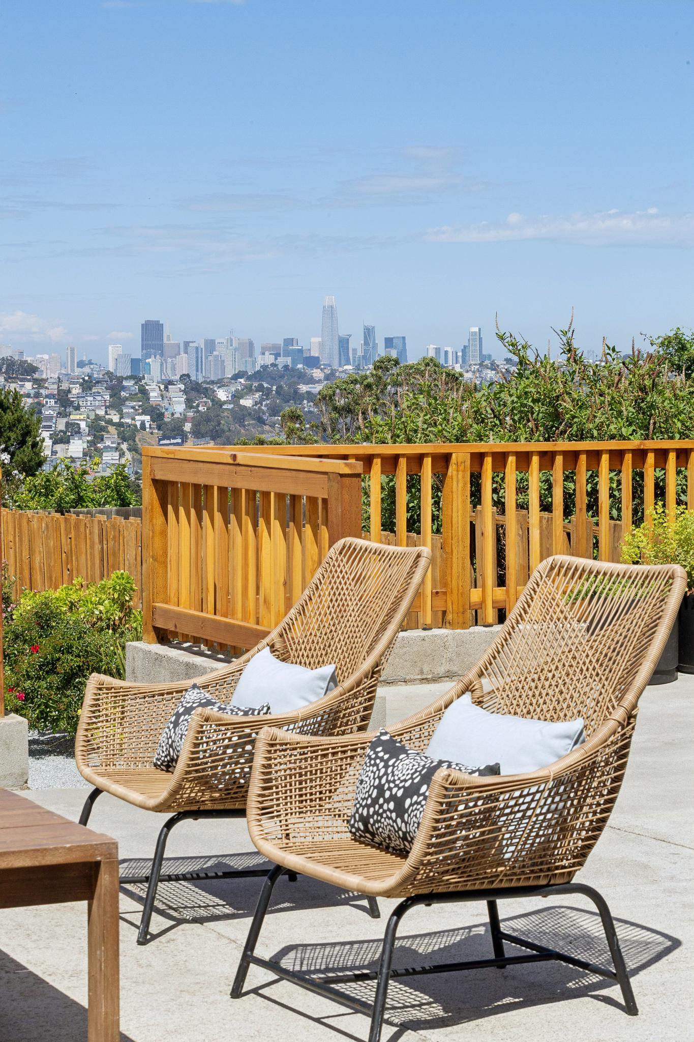  936 Olmstead Street - 物件實景