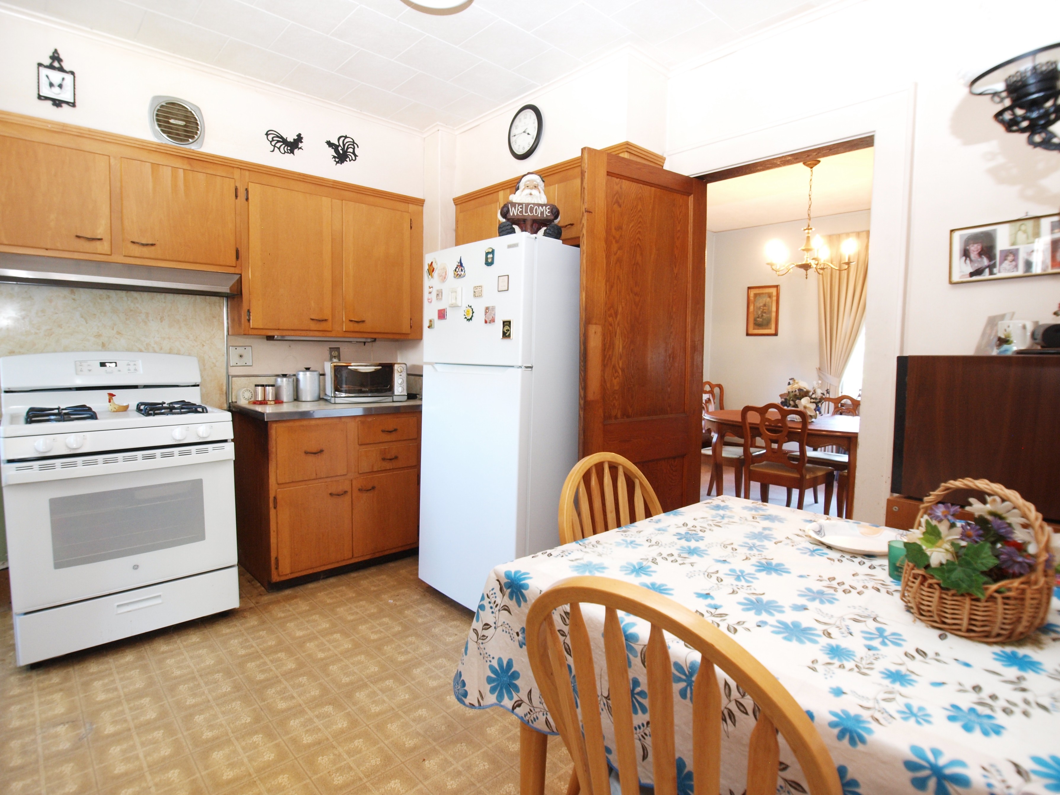 Pompton Plains, New Jersey, 07444, United States, 3 Bedrooms Bedrooms, ,1 BathroomBathrooms,Residential,For Sale,2005754