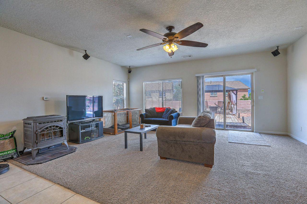 Rio Rancho, New Mexico, 87124, United States, 5 Bedrooms Bedrooms, ,4 BathroomsBathrooms,Residential,For Sale,1805604