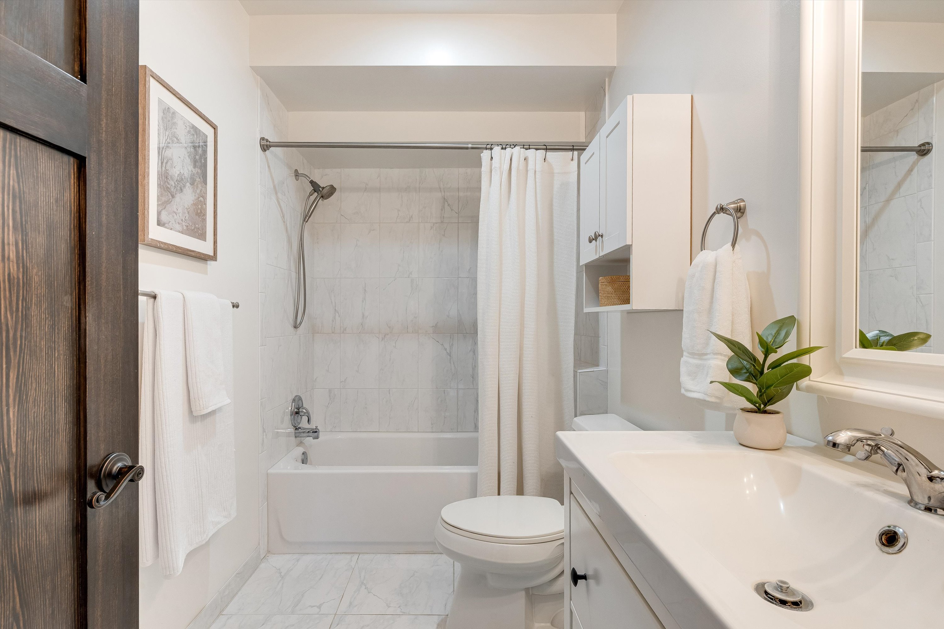  18428 4th  Avenue - 物件實景