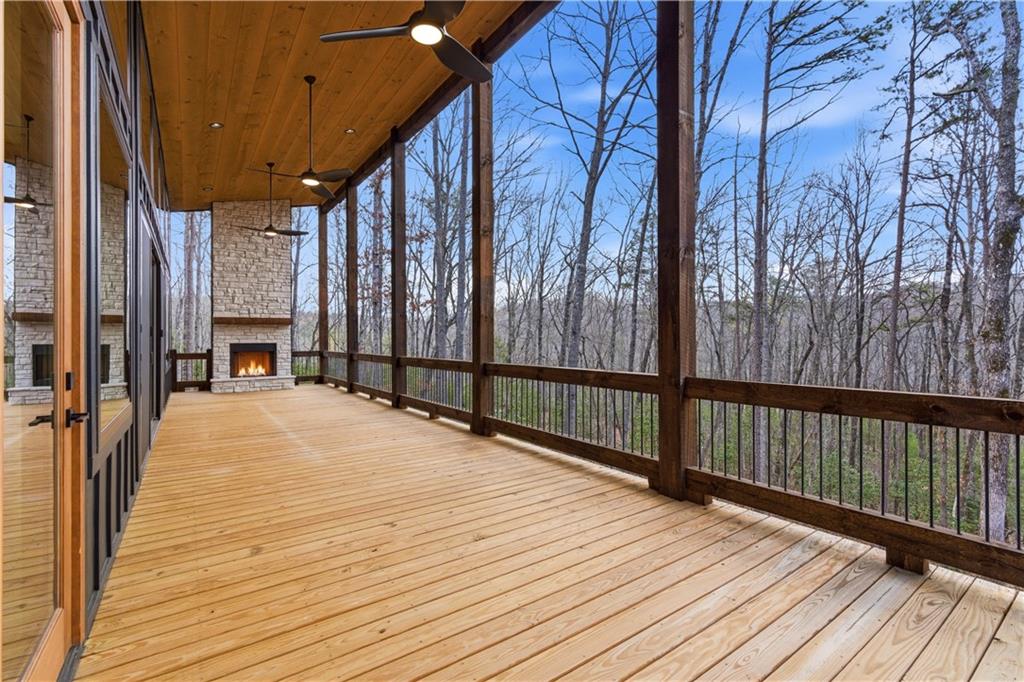 Morganton, Georgia, 30560, United States, 3 Bedrooms Bedrooms, ,4 BathroomsBathrooms,Residential,For Sale,2037777