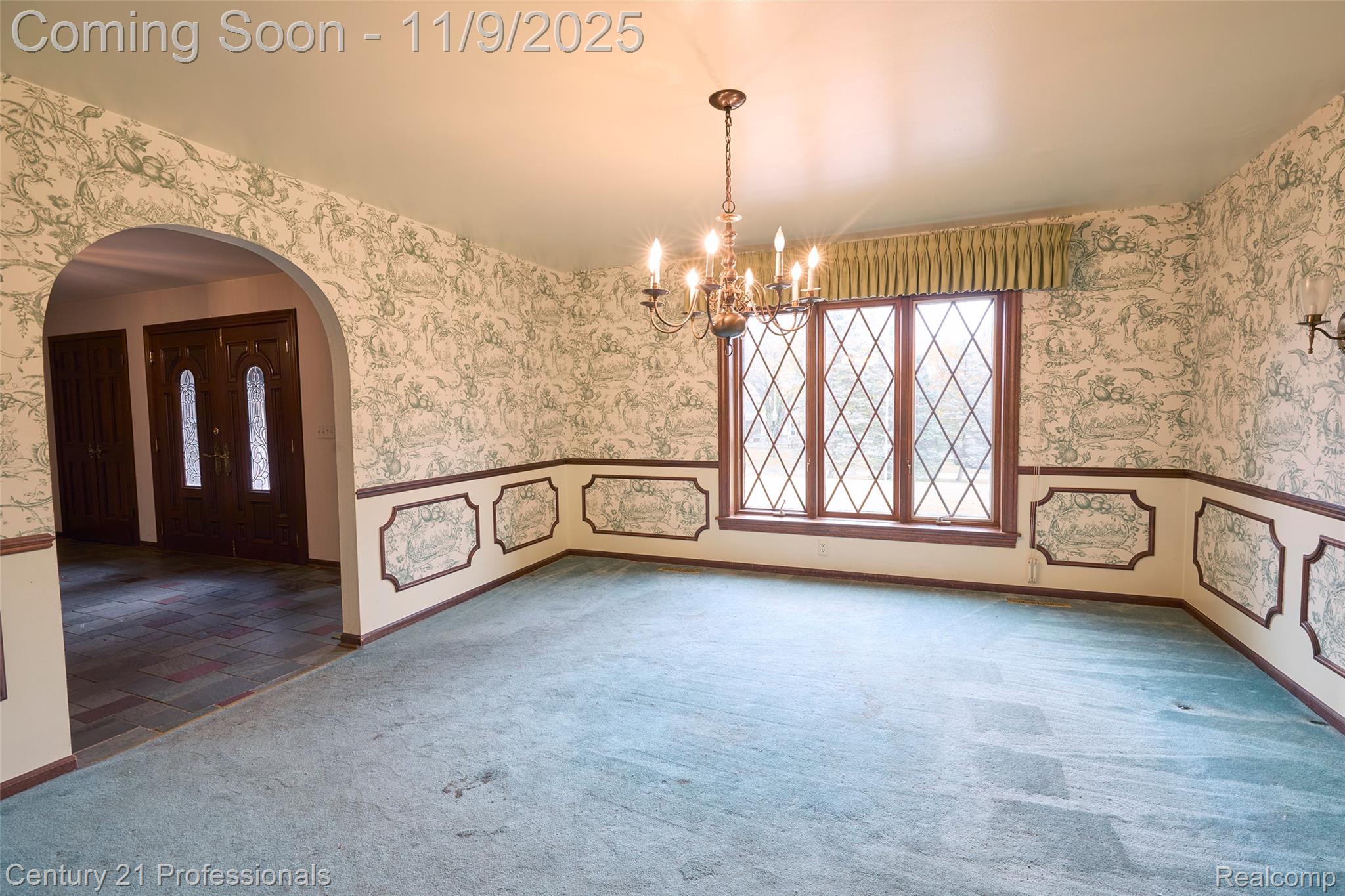 Rochester, Michigan, 48306, United States, 5 Bedrooms Bedrooms, ,6 BathroomsBathrooms,Residential,For Sale,1987117